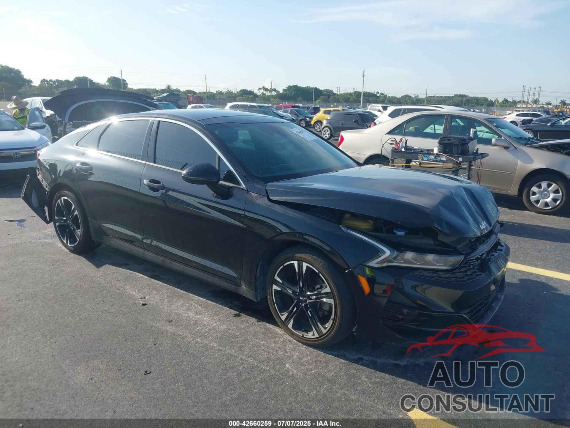 KIA K5 2022 - 5XXG64J25NG140233