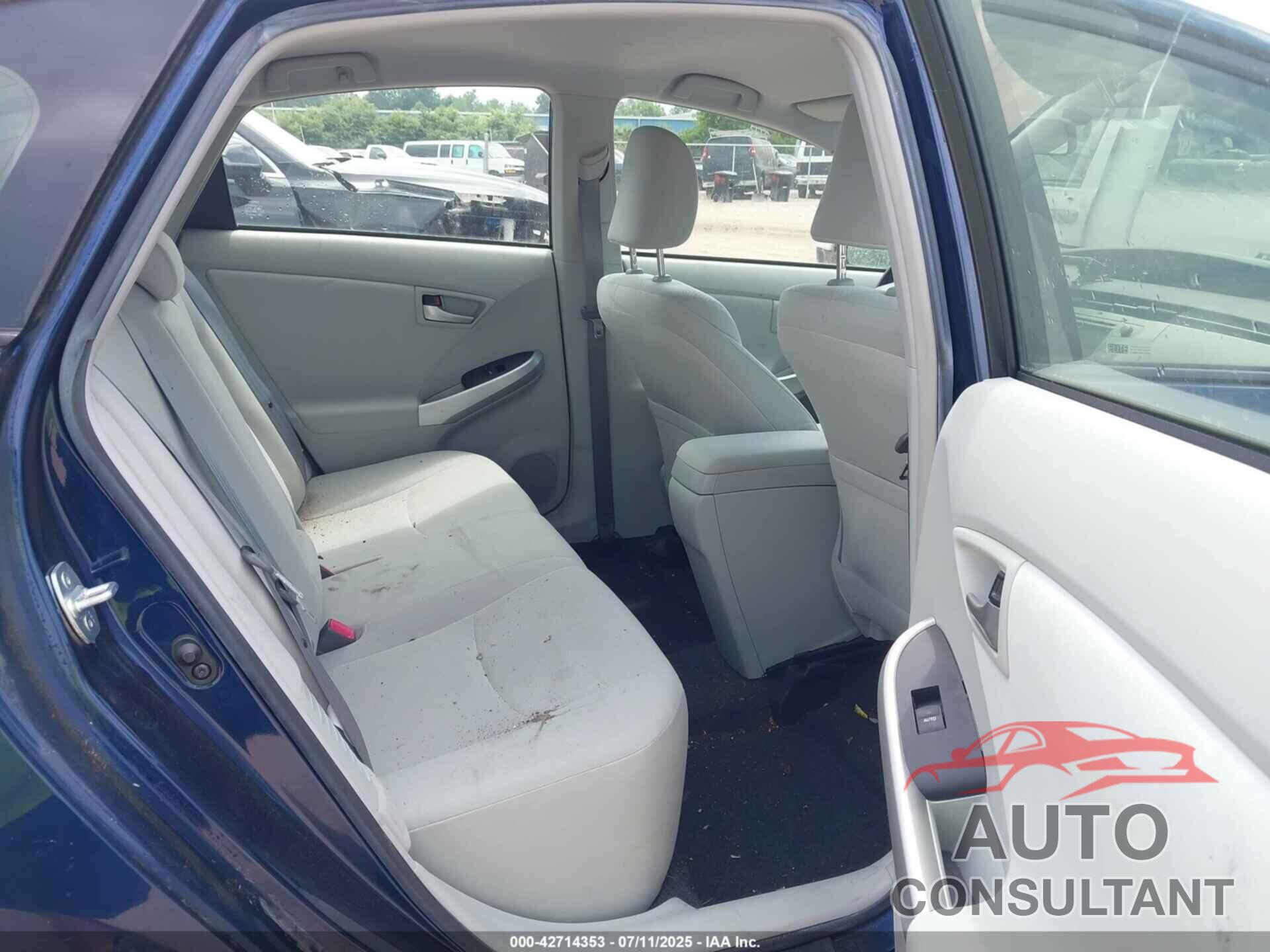 TOYOTA PRIUS 2013 - JTDKN3DU5D1676887