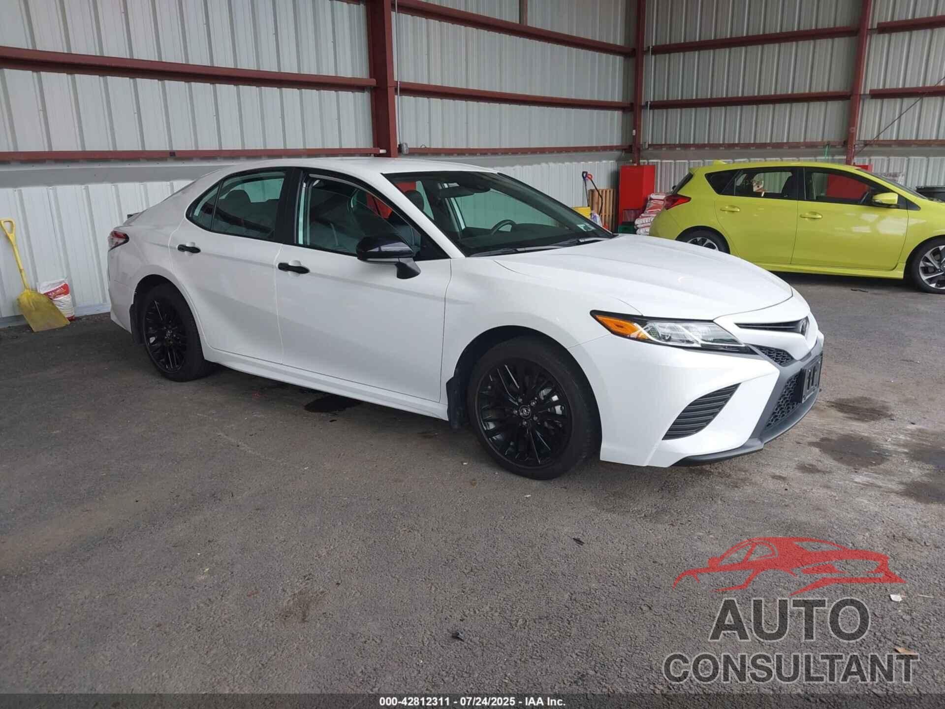 TOYOTA CAMRY 2019 - 4T1B11HK8KU274538