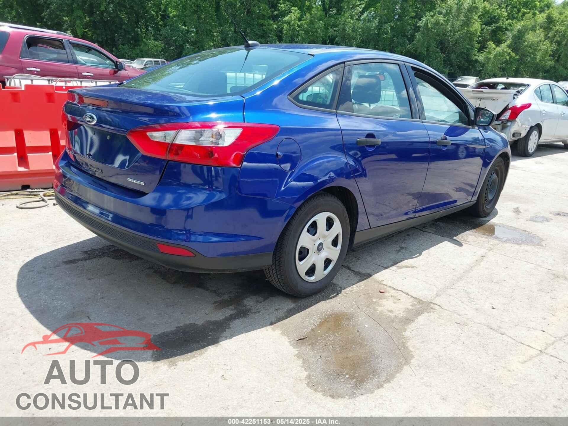 FORD FOCUS 2012 - 1FAHP3E26CL476417