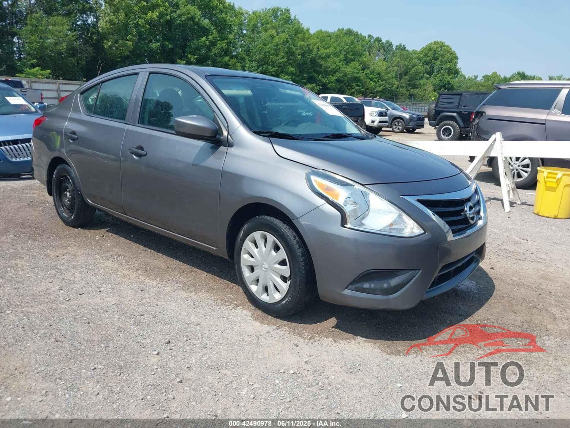 NISSAN VERSA 2019 - 3N1CN7AP7KL800712