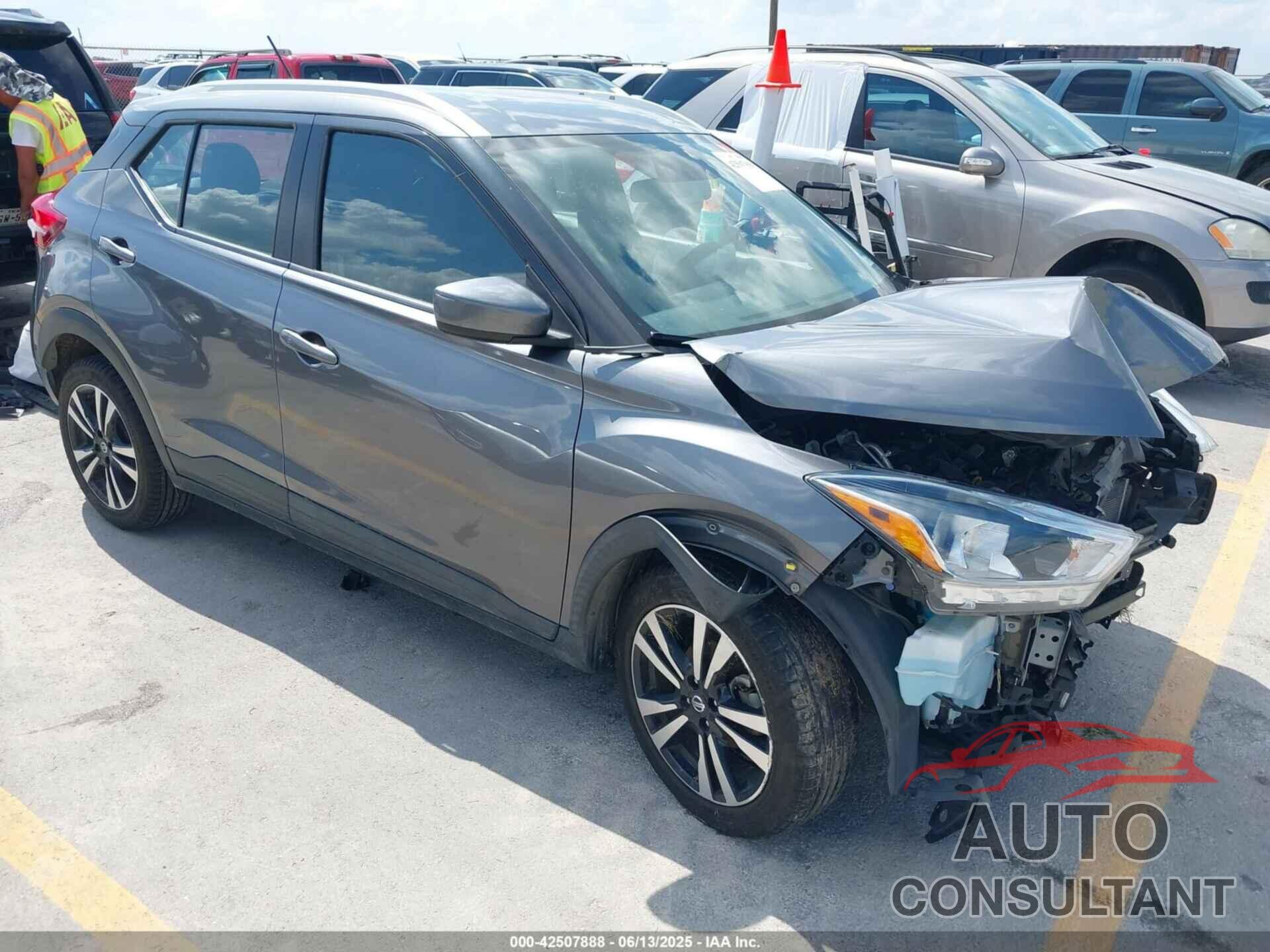 NISSAN KICKS 2019 - 3N1CP5CU6KL550770