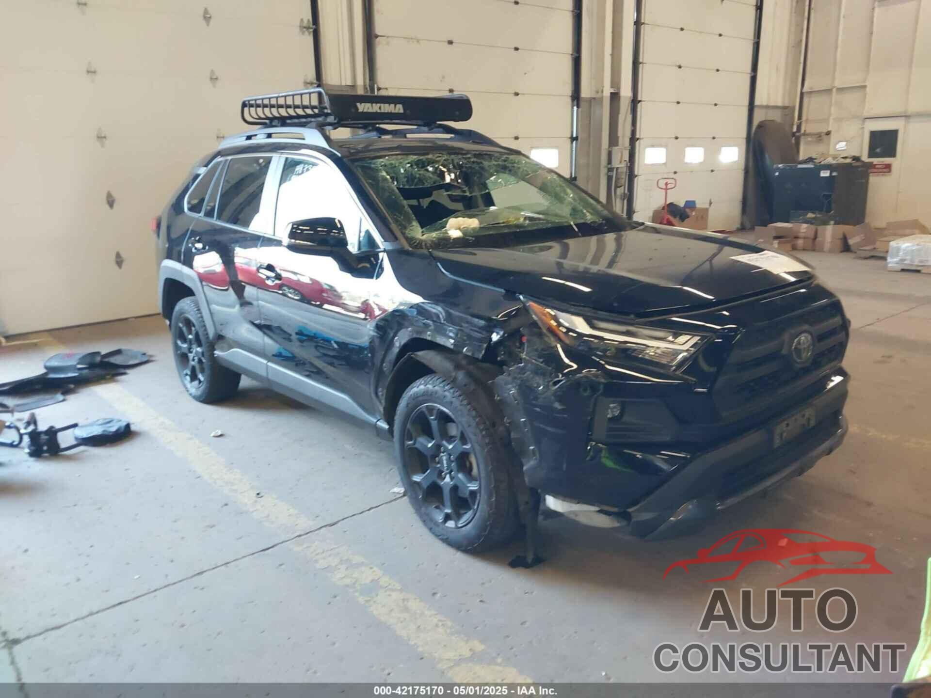 TOYOTA RAV4 2023 - 2T3S1RFV1PW333231
