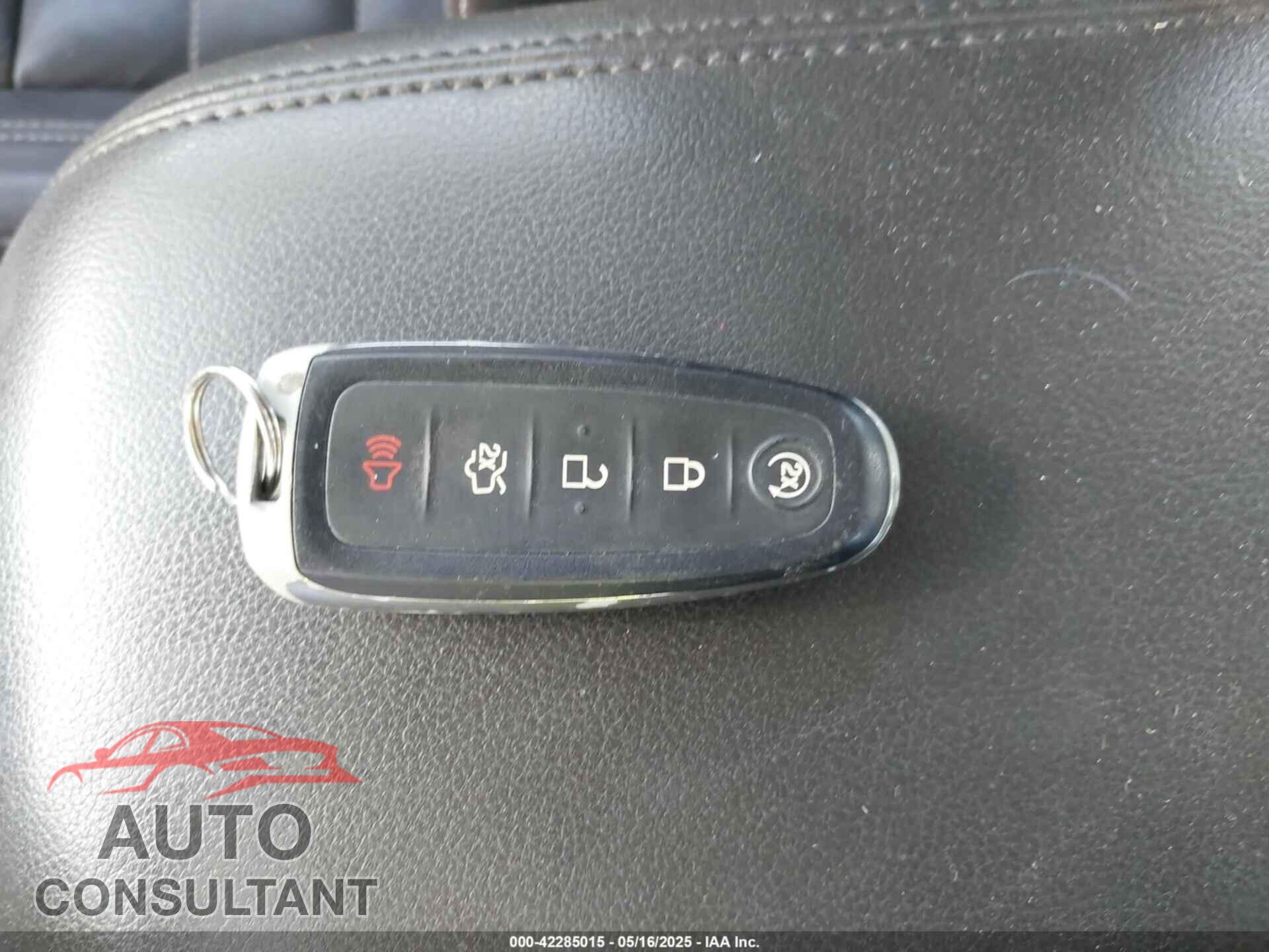 FORD C-MAX 2013 - 1FADP5CU3DL509860