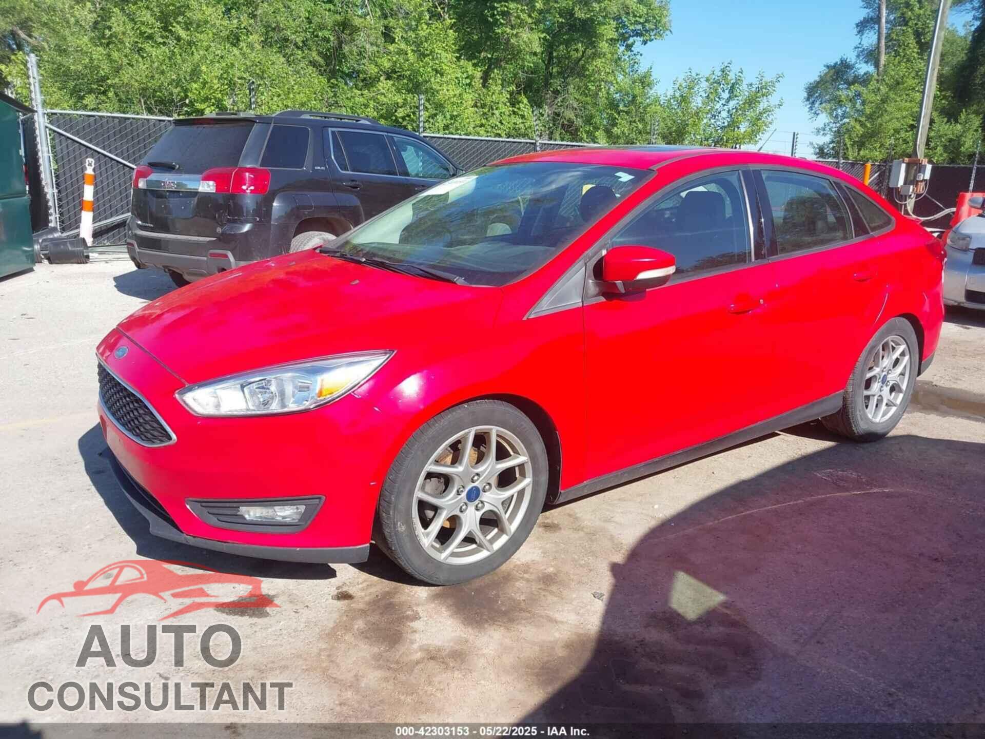 FORD FOCUS 2015 - 1FADP3F25FL320046