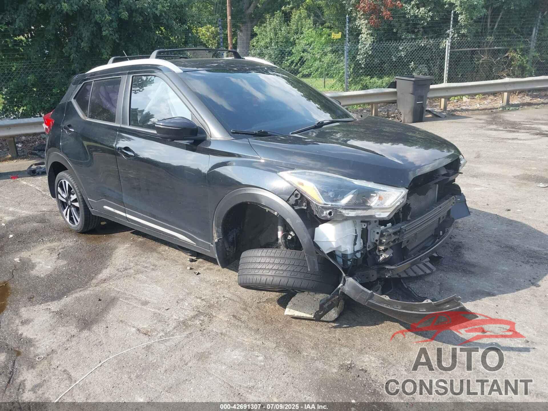 NISSAN KICKS 2019 - 3N1CP5CU4KL526628
