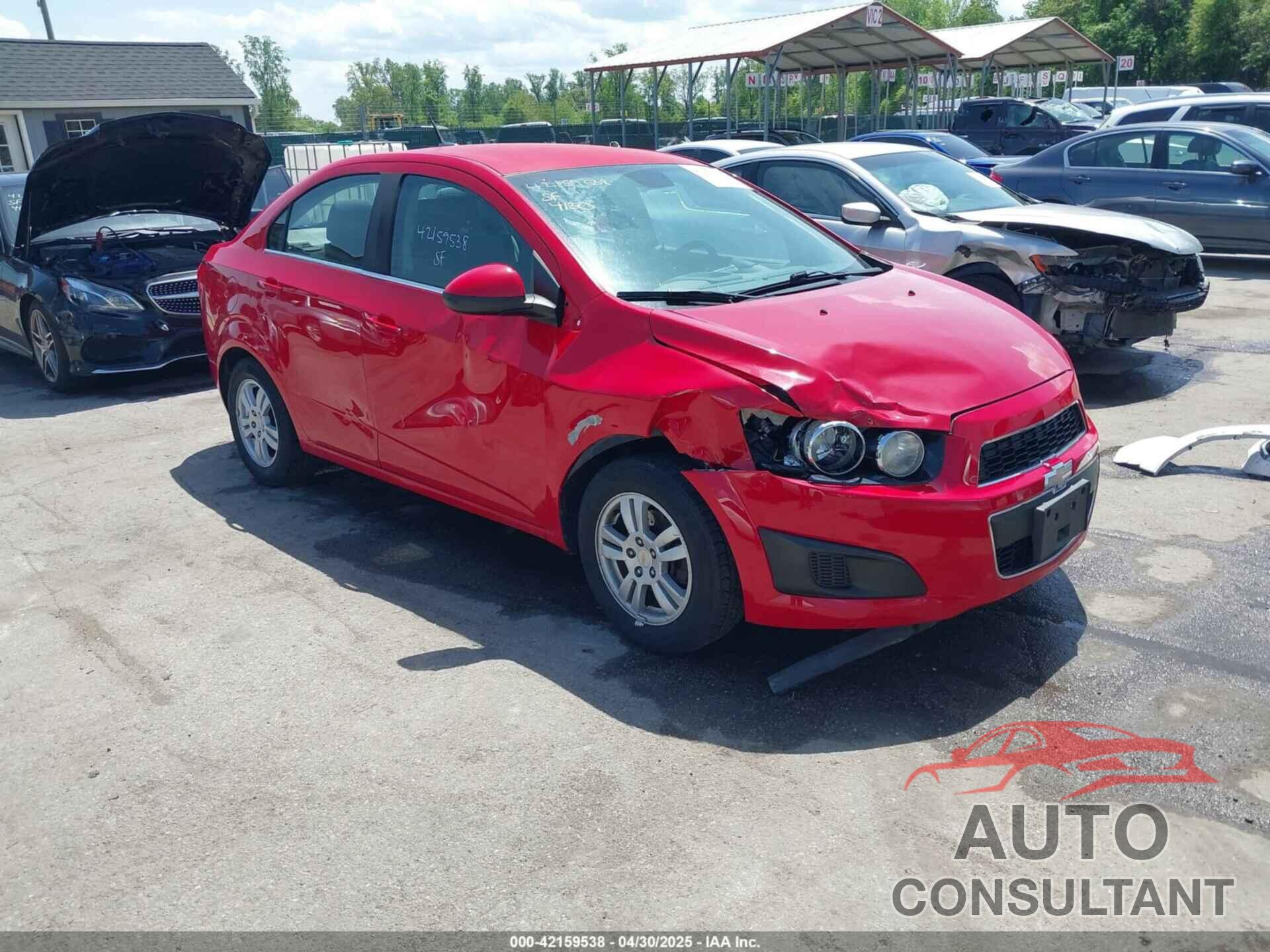 CHEVROLET SONIC 2012 - 1G1JC5SH9C4130618