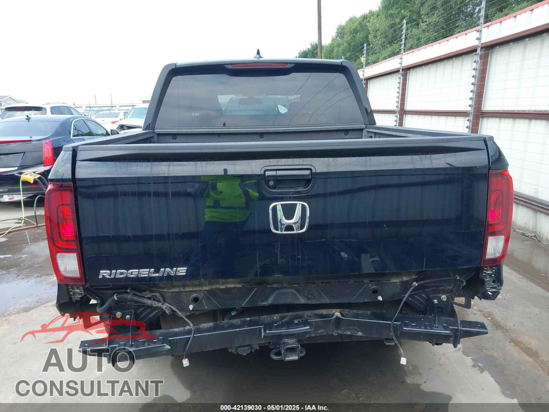 HONDA RIDGELINE 2017 - 5FPYK2F55HB011463