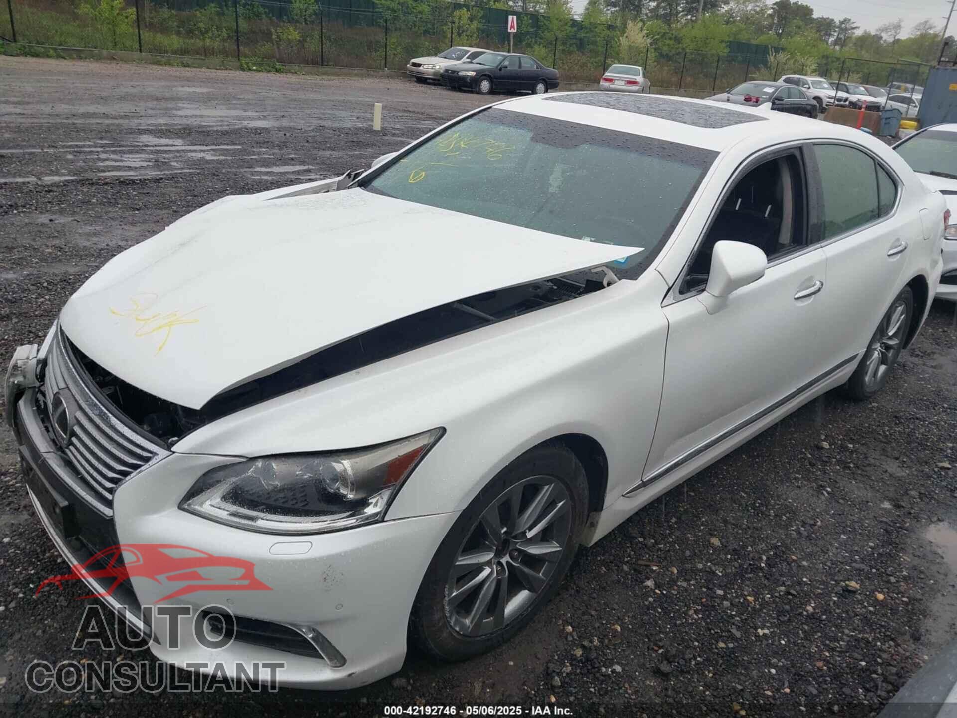 LEXUS LS 460 2014 - JTHCL5EF5E5020848