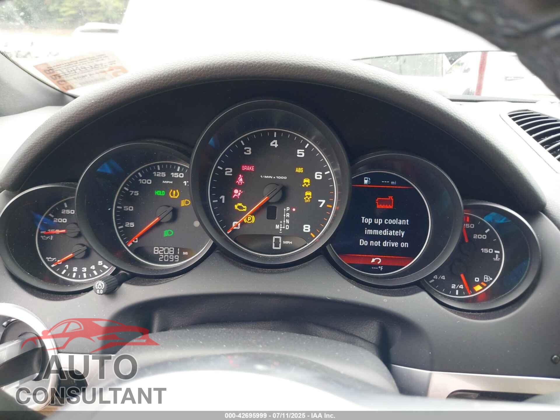 PORSCHE CAYENNE 2017 - WP1AA2A25HKA88944