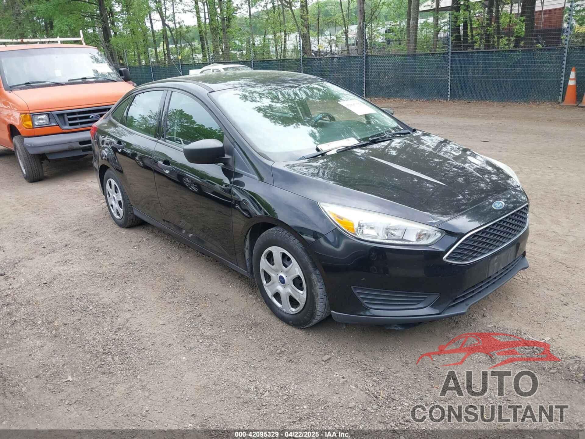FORD FOCUS 2017 - 1FADP3E21HL234849