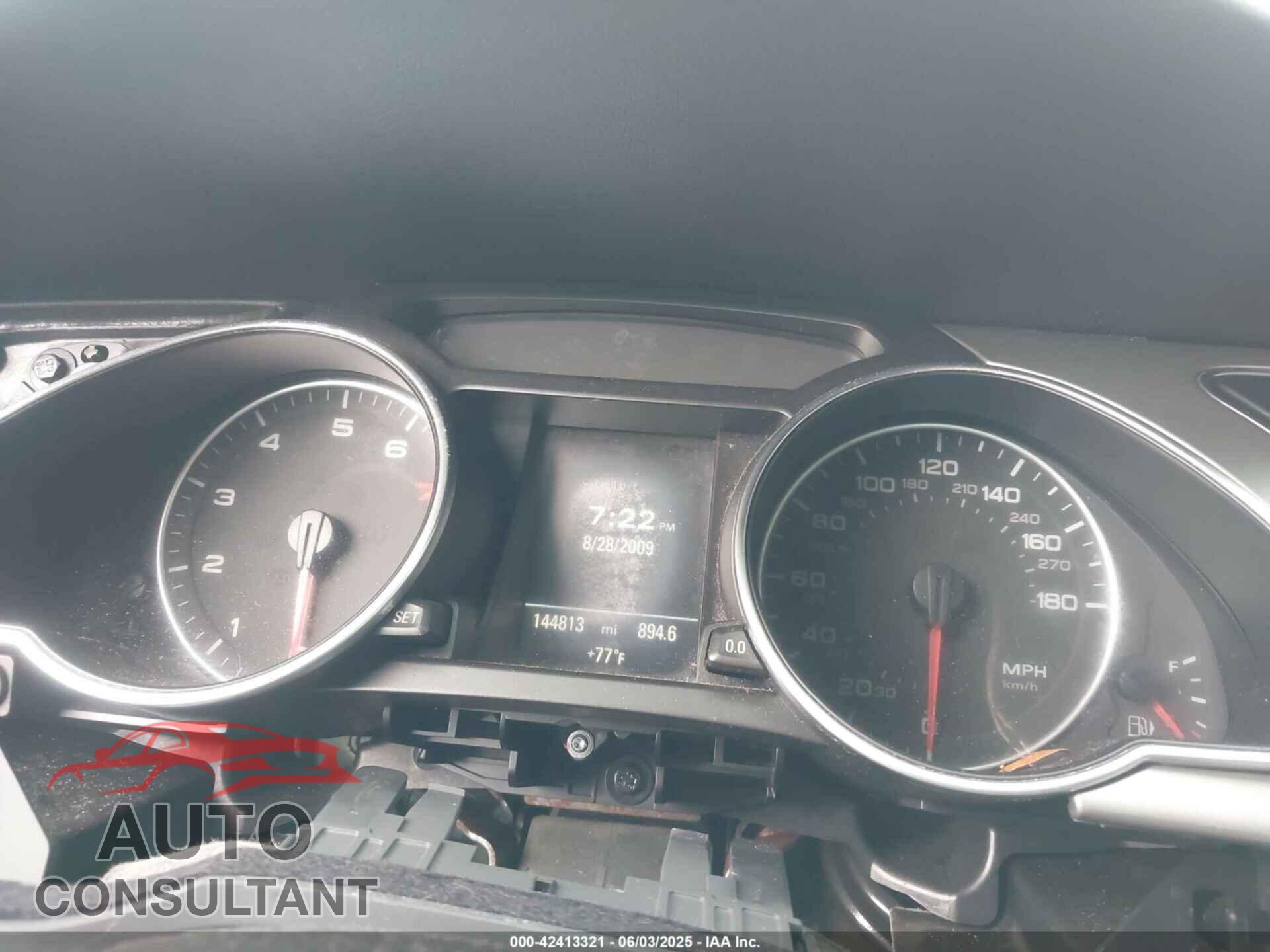 AUDI A5 2010 - WAUUFAFH9AN012913