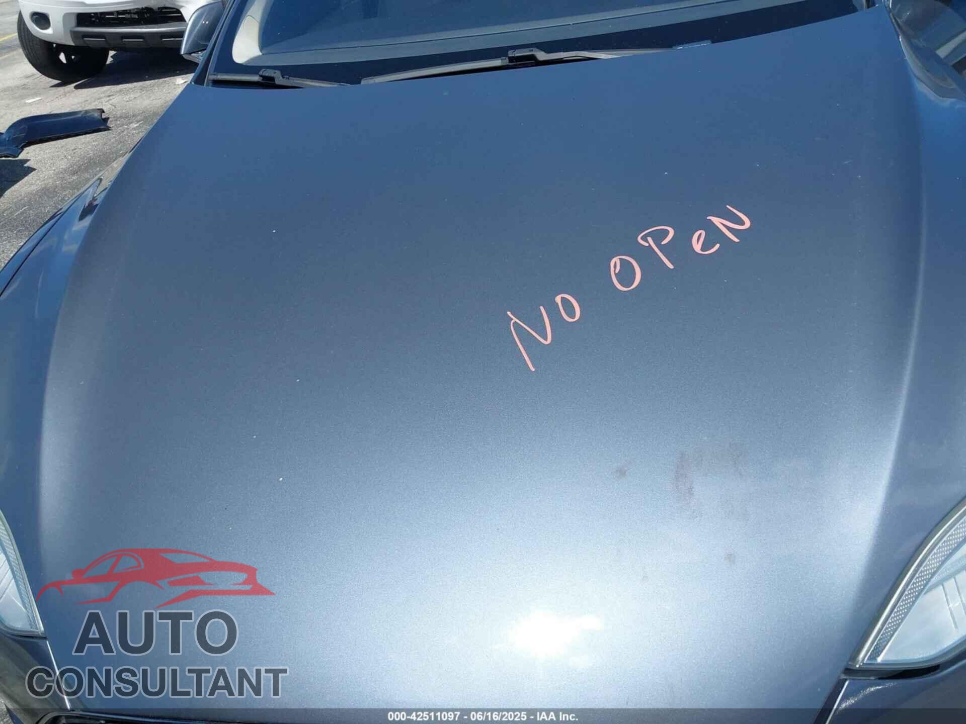 TESLA MODEL S 2013 - 5YJSA1DP9DFP06121