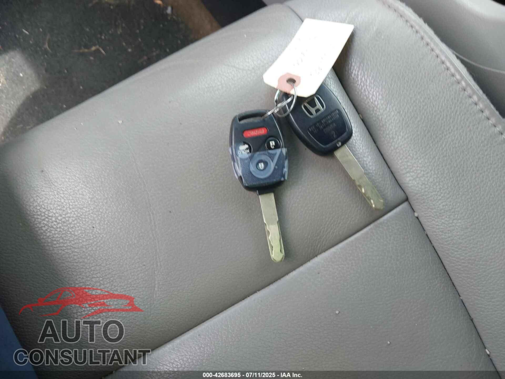 HONDA PILOT 2013 - 5FNYF3H9XDB024500