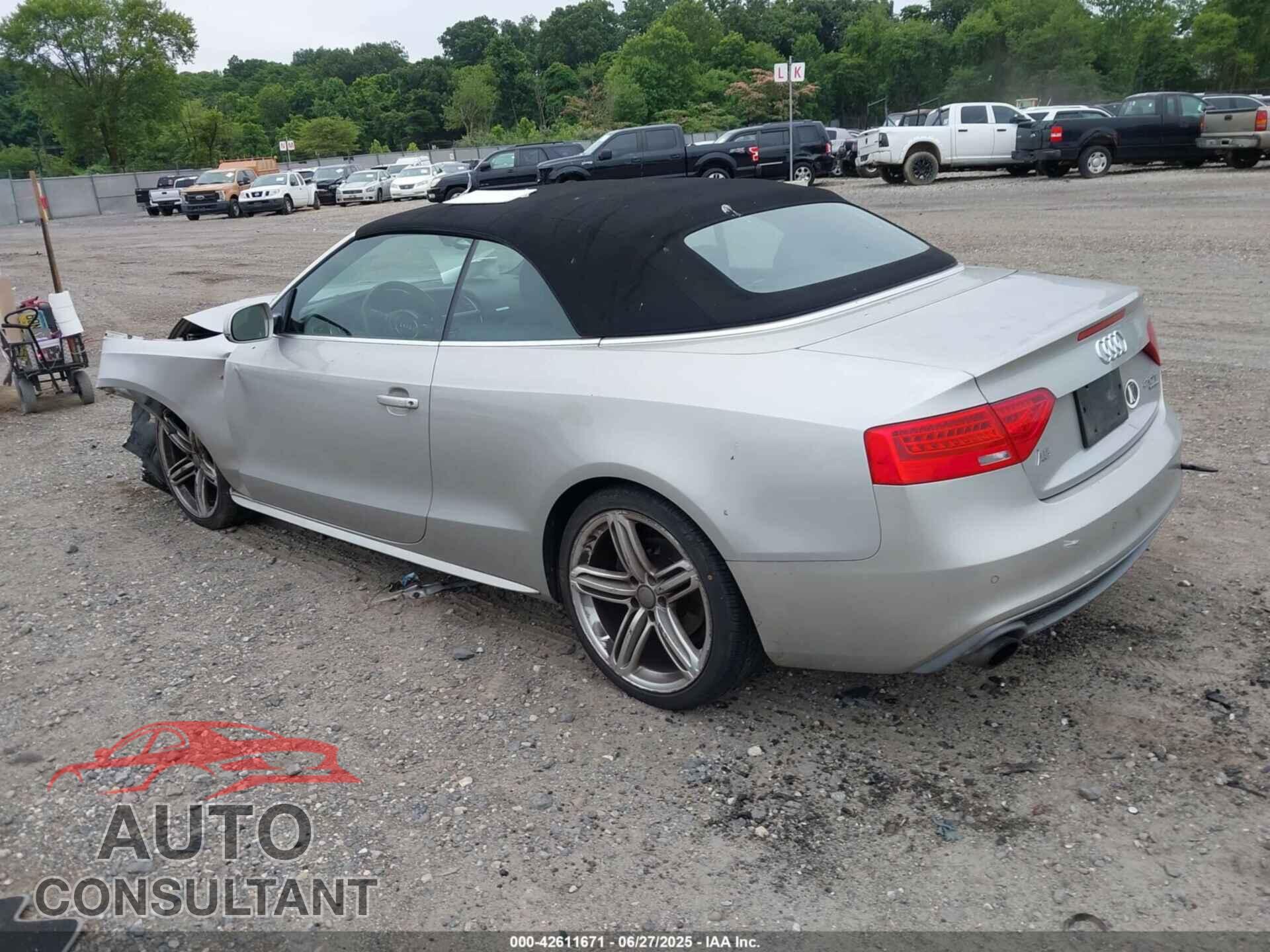AUDI A5 2013 - WAUWFAFH9DN006526