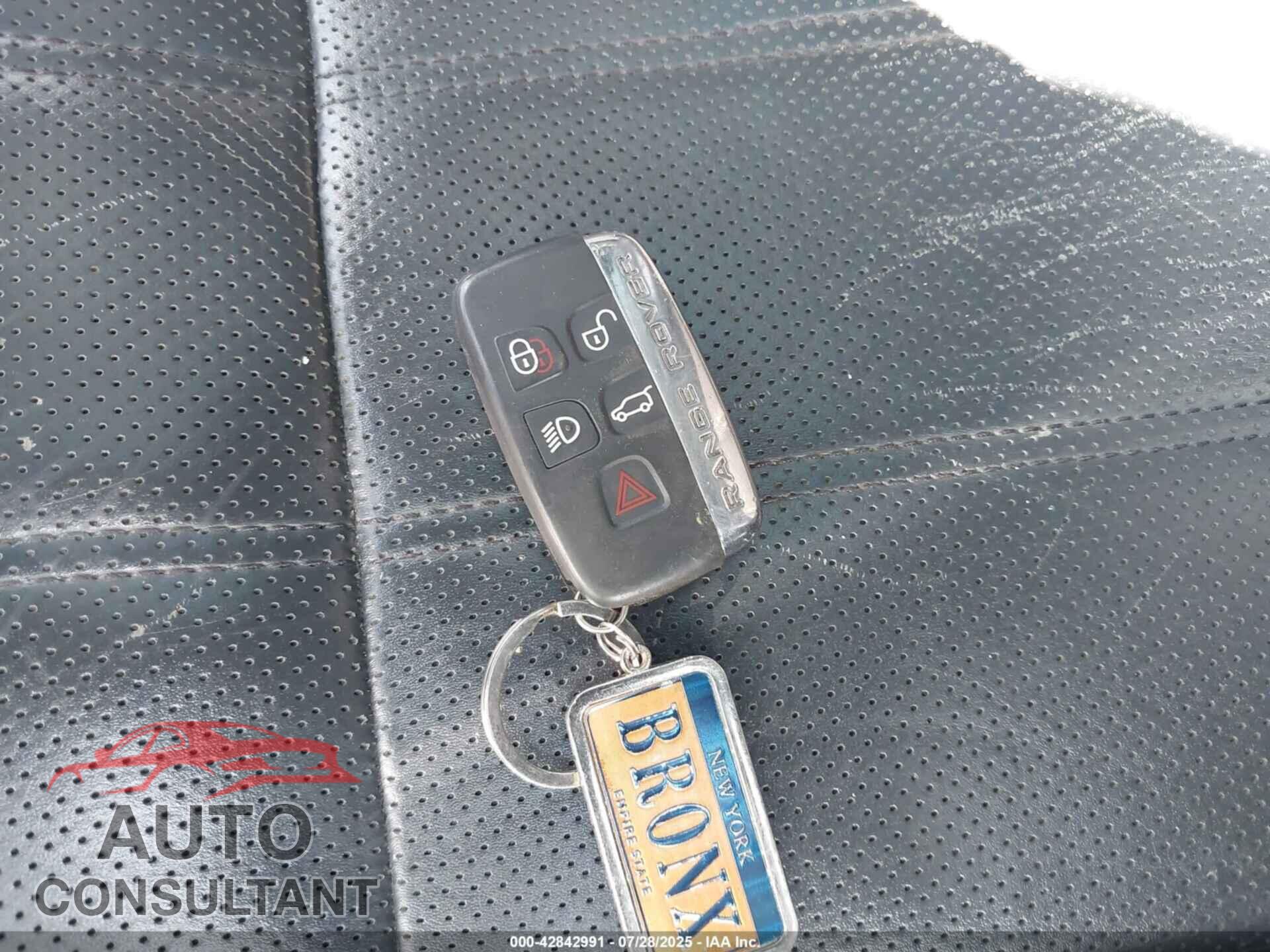 LAND ROVER RANGE ROVER 2016 - SALGS2KF4GA261005