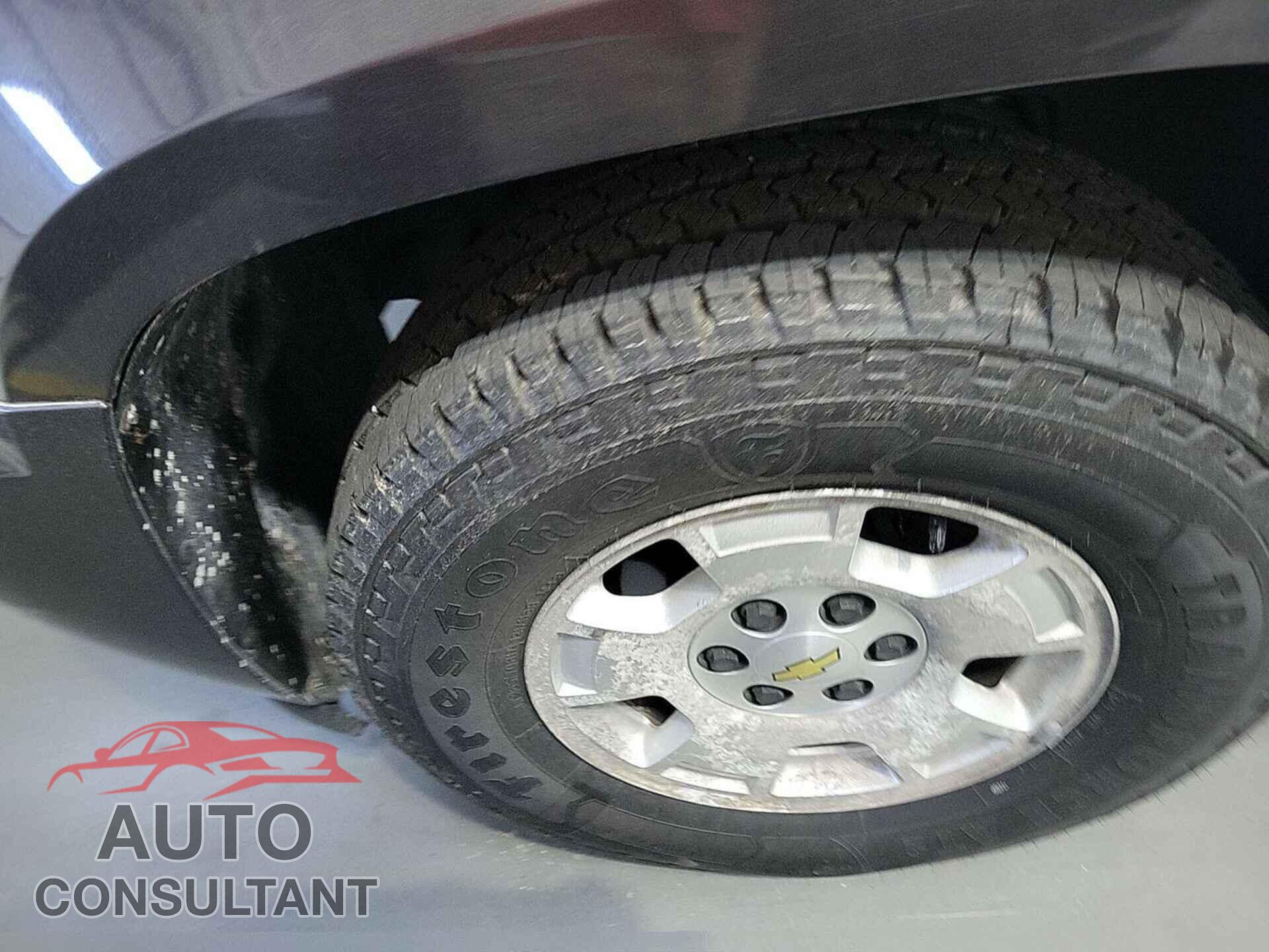 CHEVROLET TAHOE 2011 - 1GNSCAE09BR253208