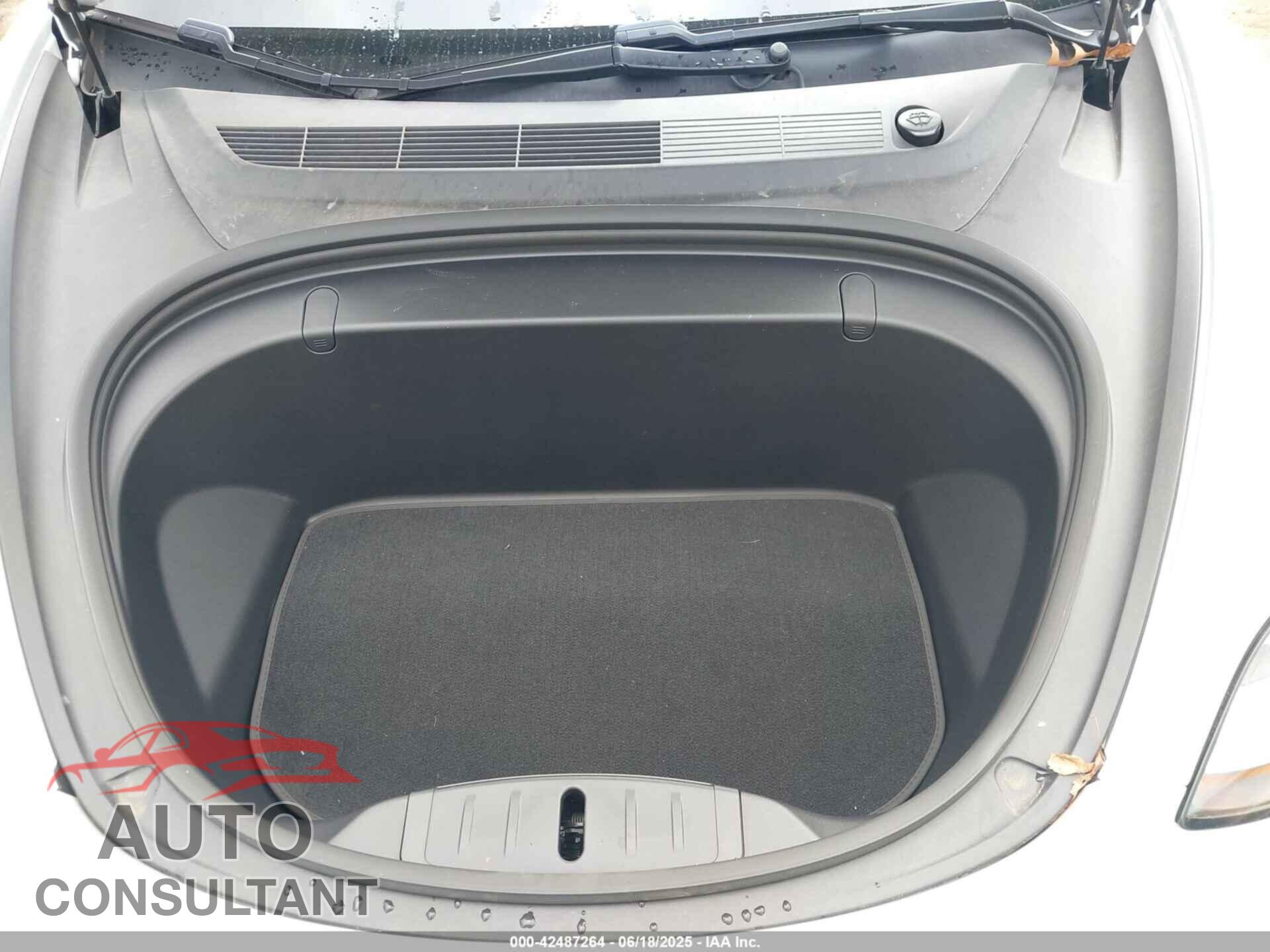 TESLA MODEL 3 2018 - 5YJ3E1EB8JF131405
