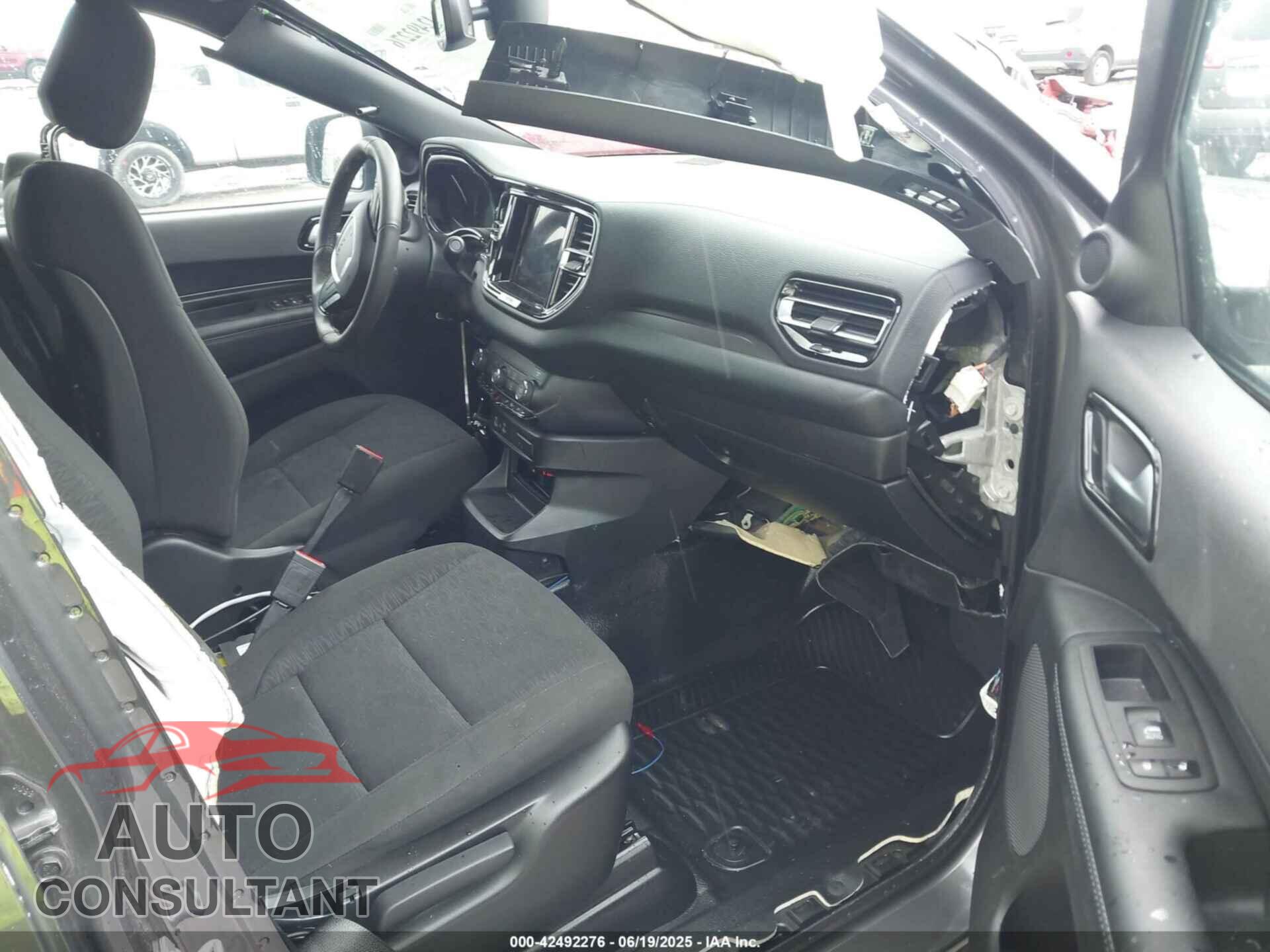 DODGE DURANGO 2023 - 1C4SDJFTXPC631559