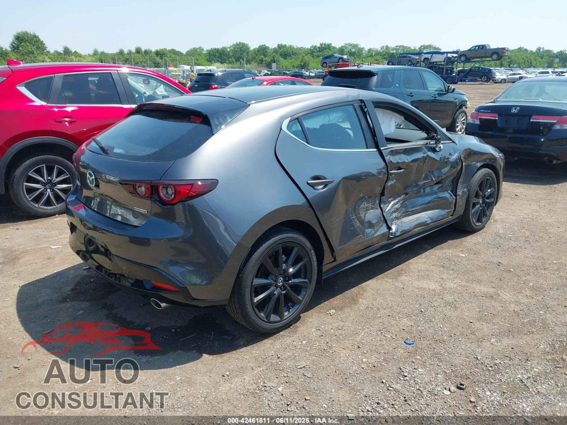 MAZDA MAZDA3 2025 - JM1BPAKM1S1763507
