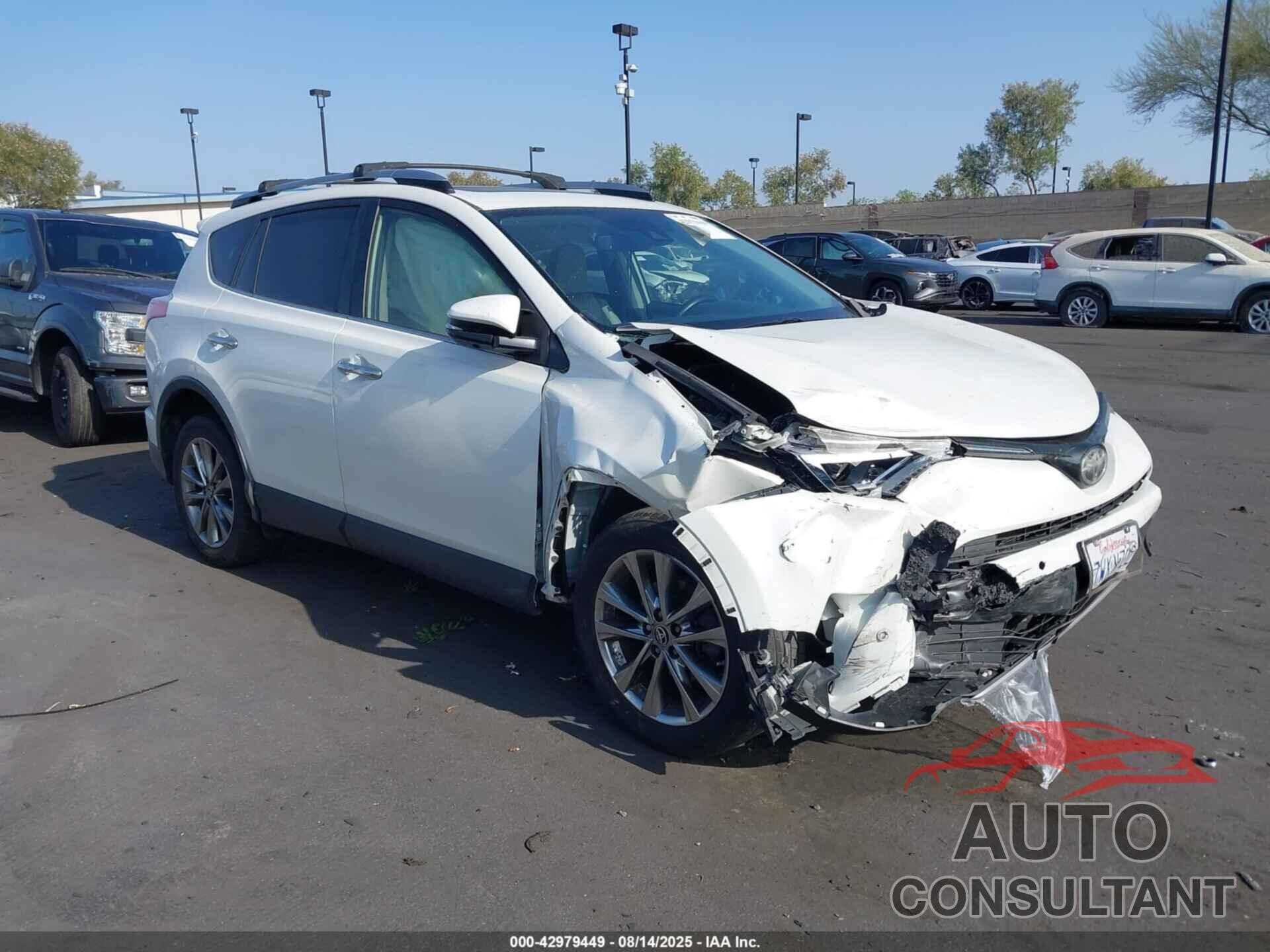 TOYOTA RAV4 2017 - JTMYFREV0HD096193