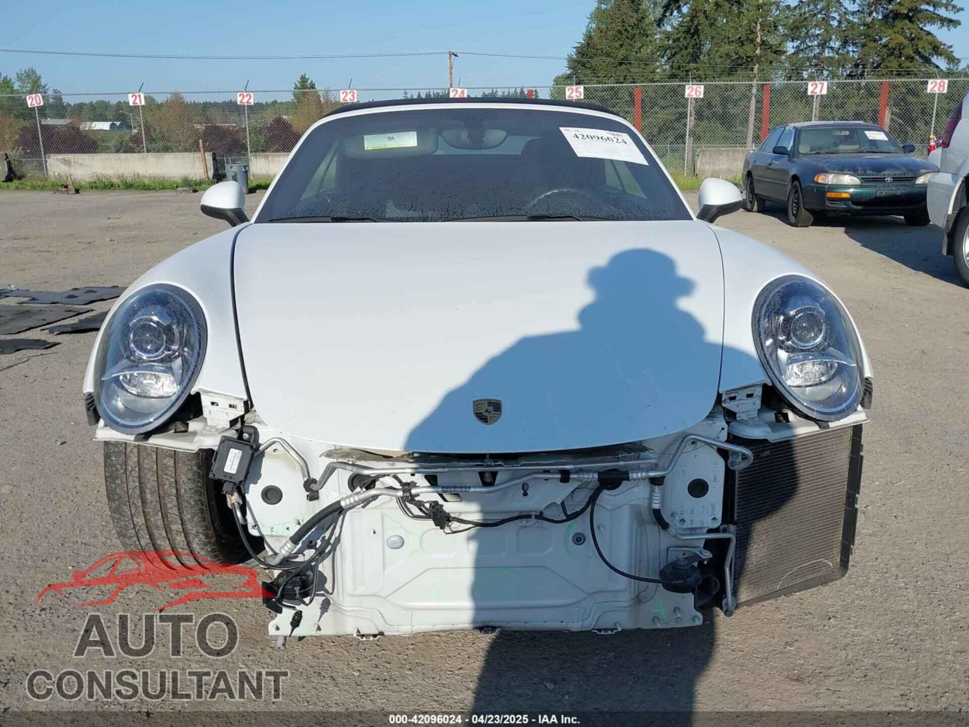 PORSCHE 911 2013 - WP0CA2A90DS141275