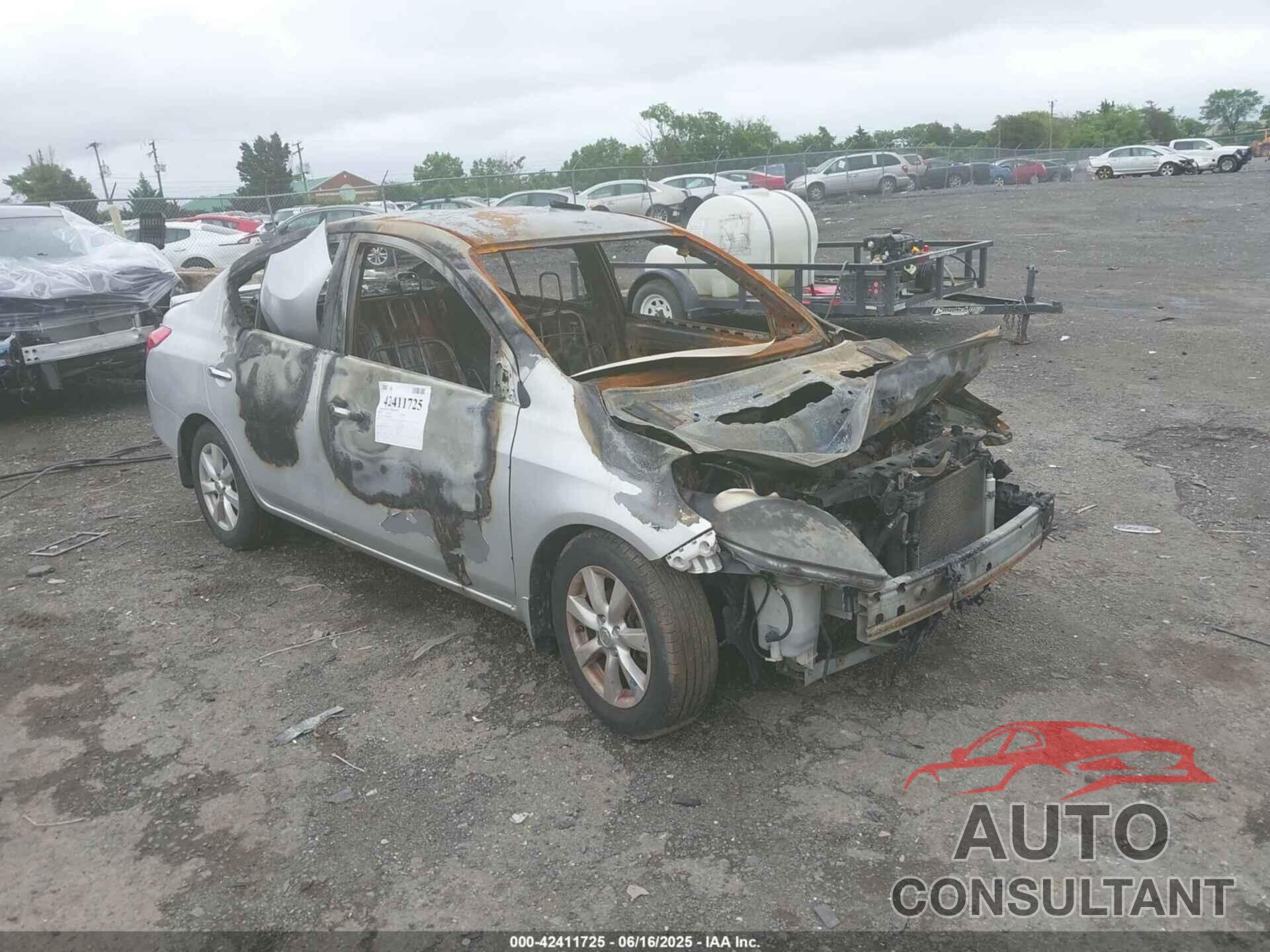 NISSAN VERSA 2013 - 3N1CN7AP6DL888607
