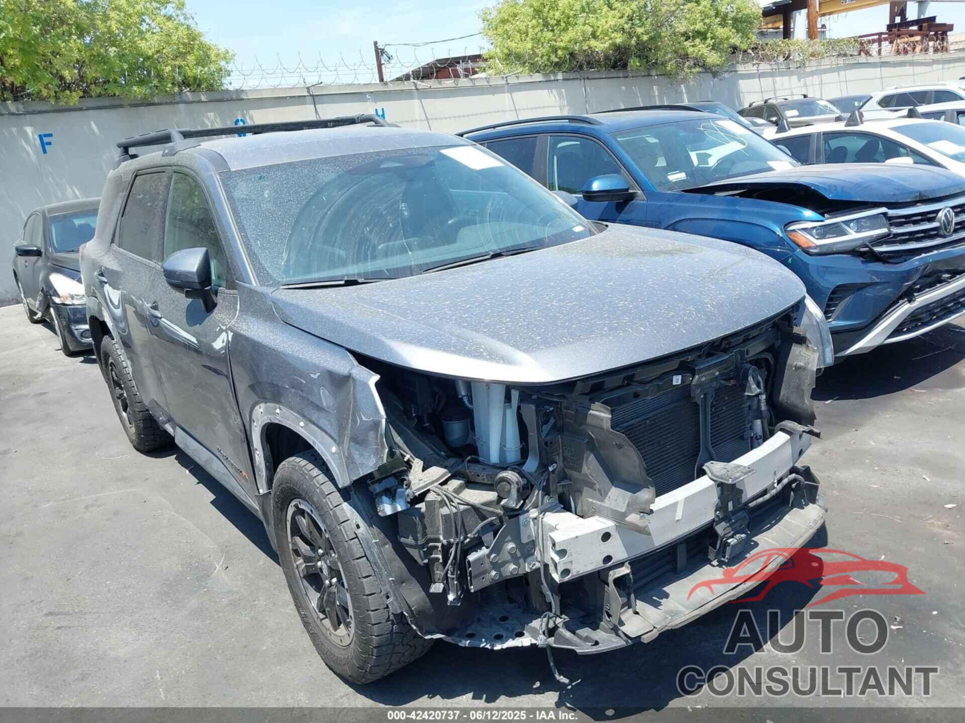 NISSAN PATHFINDER 2023 - 5N1DR3BD7PC224184
