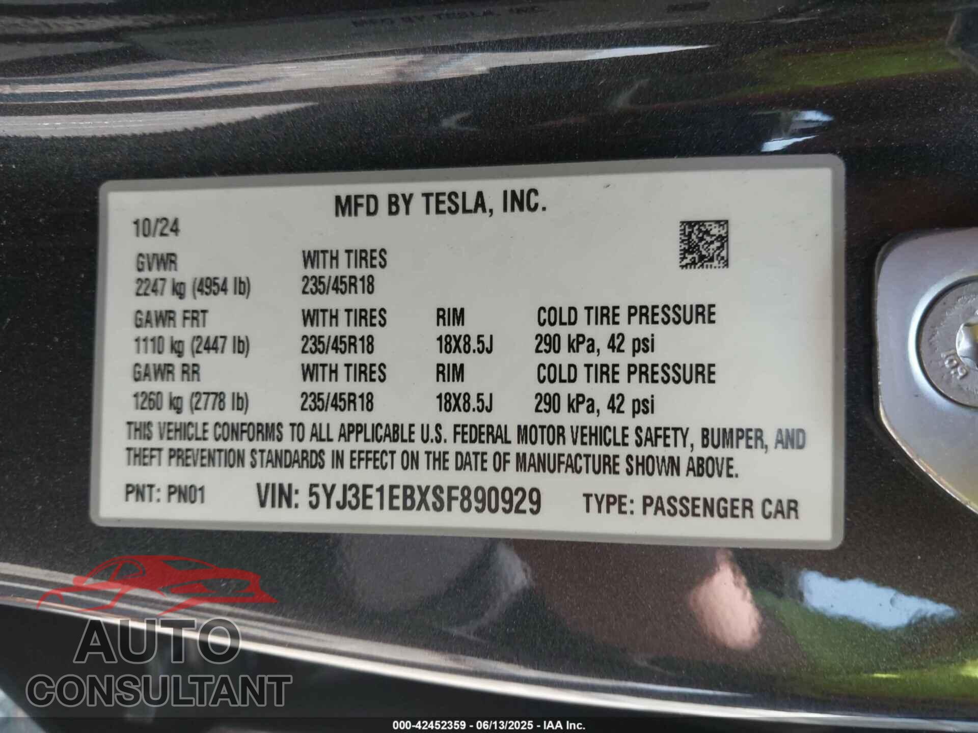 TESLA MODEL 3 2025 - 5YJ3E1EBXSF890929