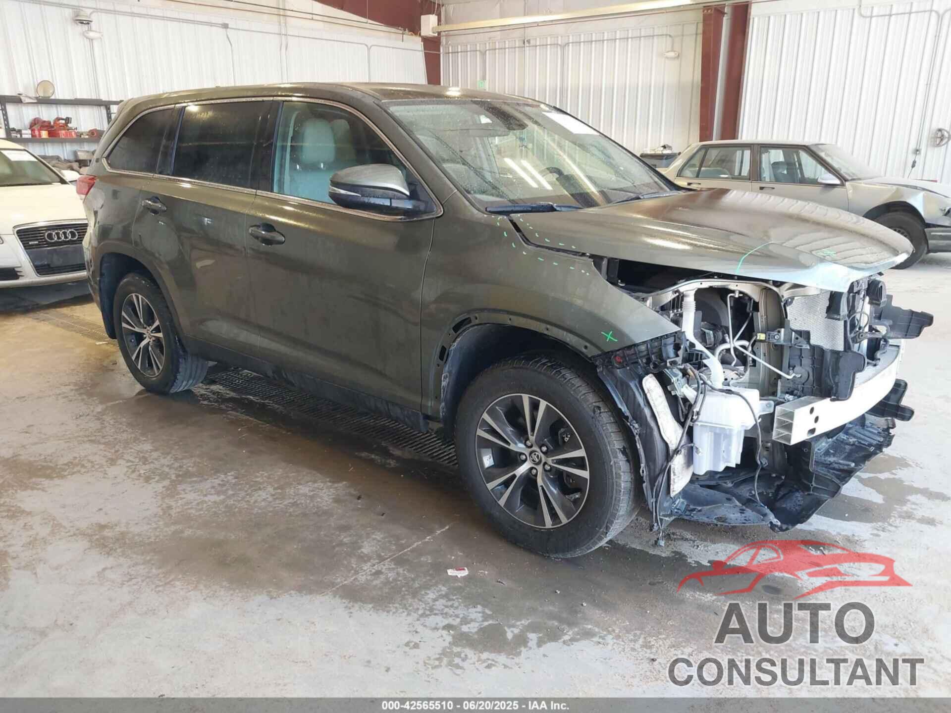 TOYOTA HIGHLANDER 2019 - 5TDBZRFH4KS920052