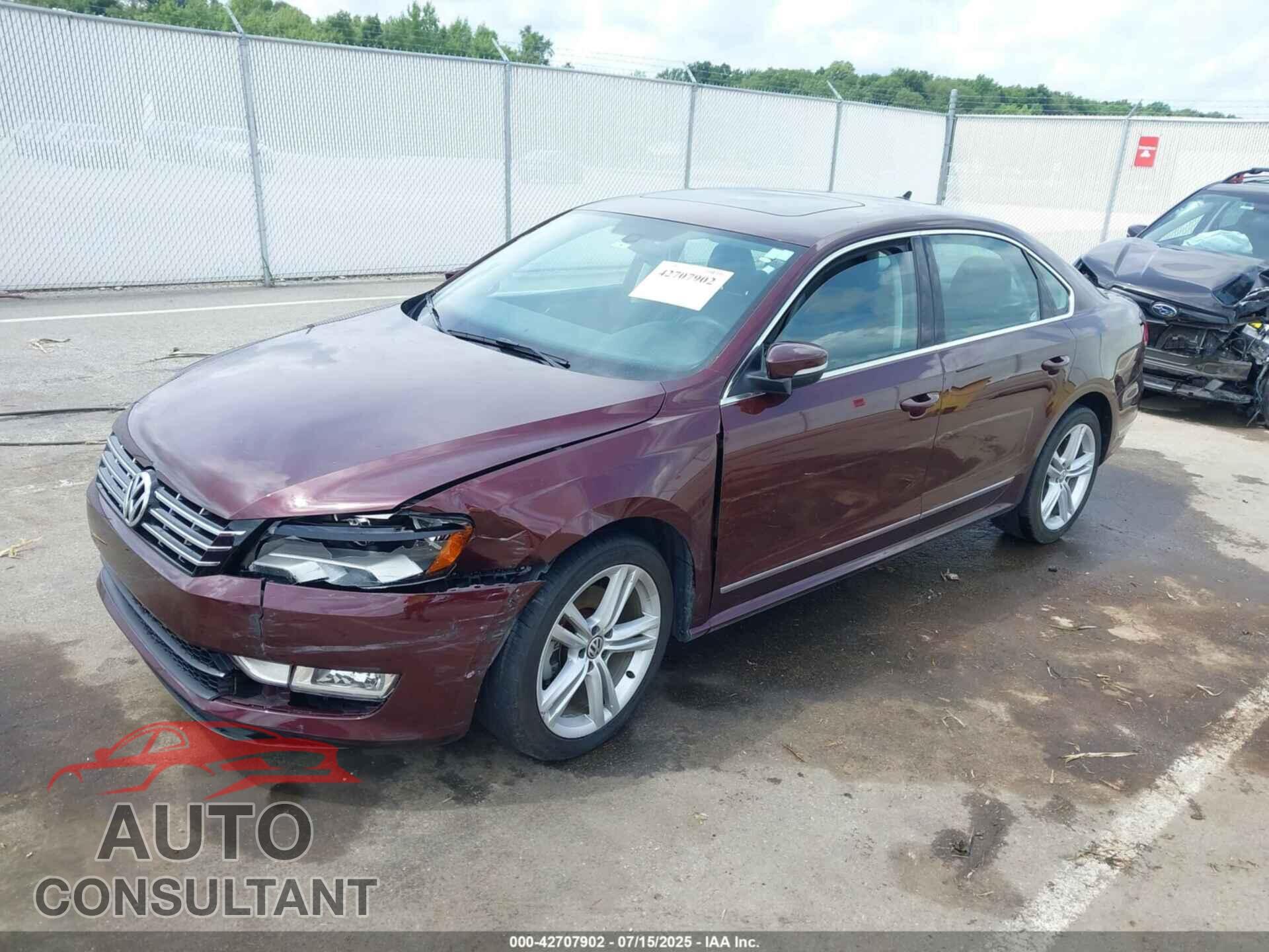 VOLKSWAGEN PASSAT 2013 - 1VWCM7A3XDC057357