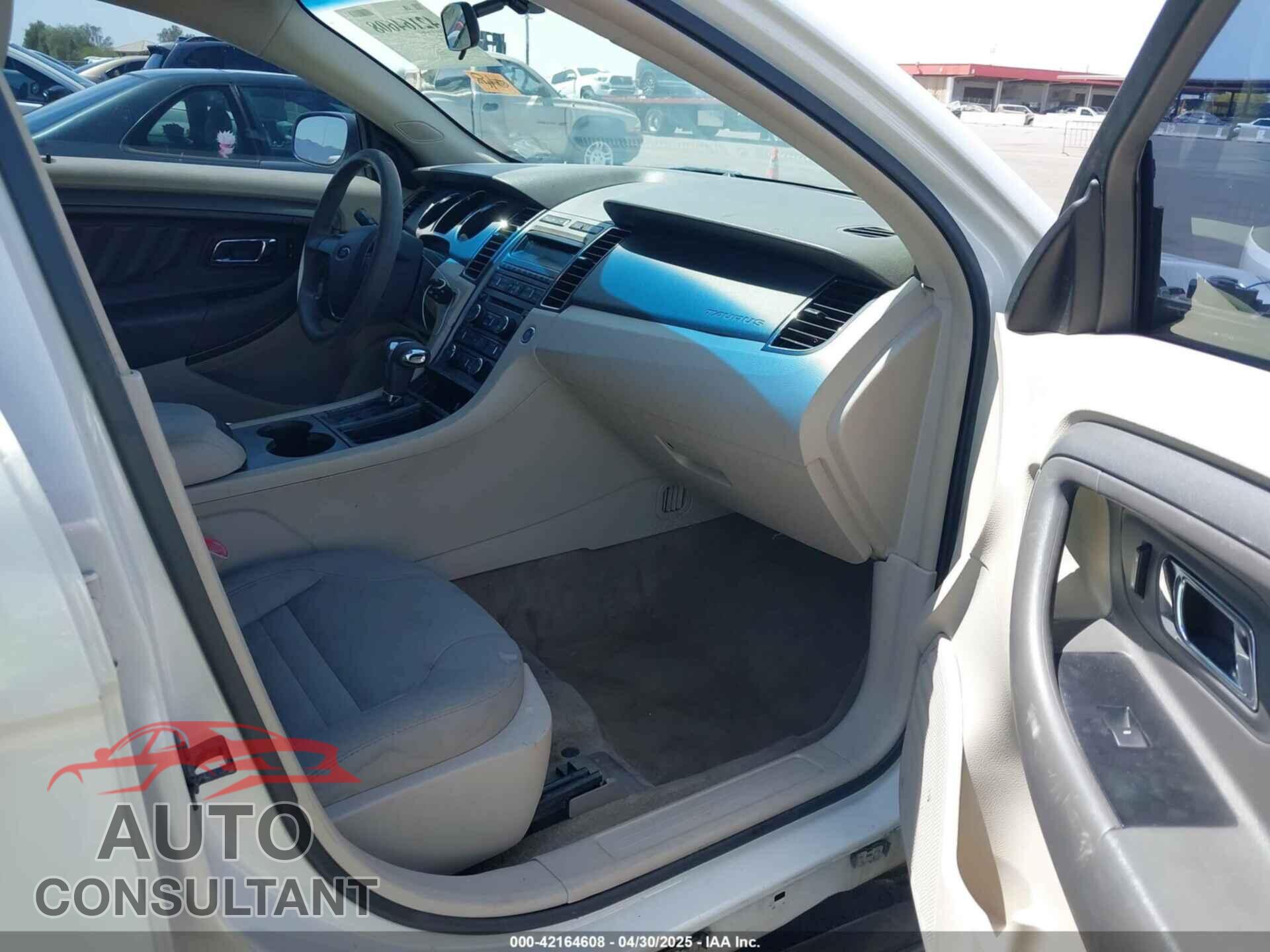 FORD TAURUS 2011 - 1FAHP2DW1BG165371