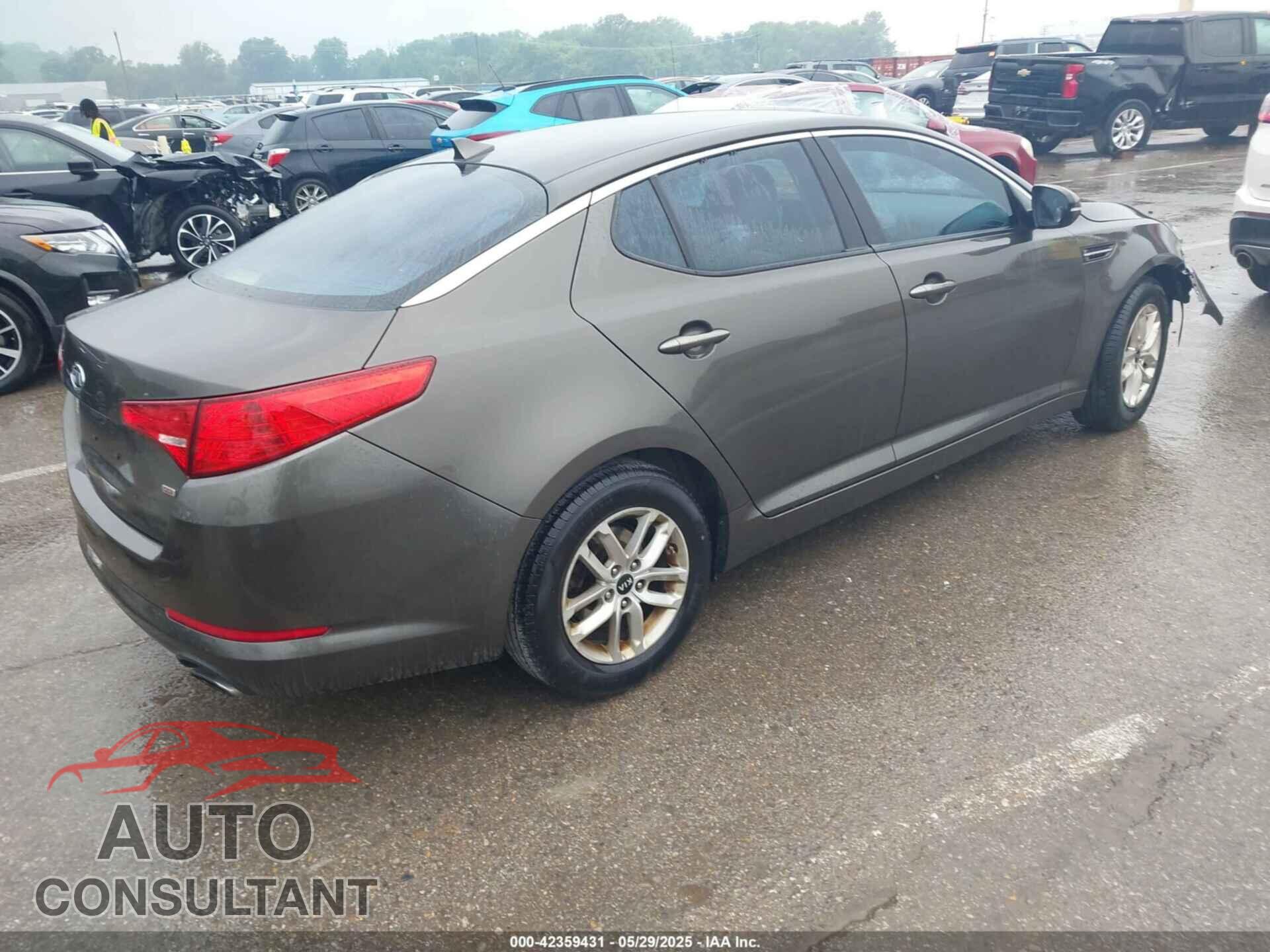 KIA OPTIMA 2011 - KNAGM4A70B5126660