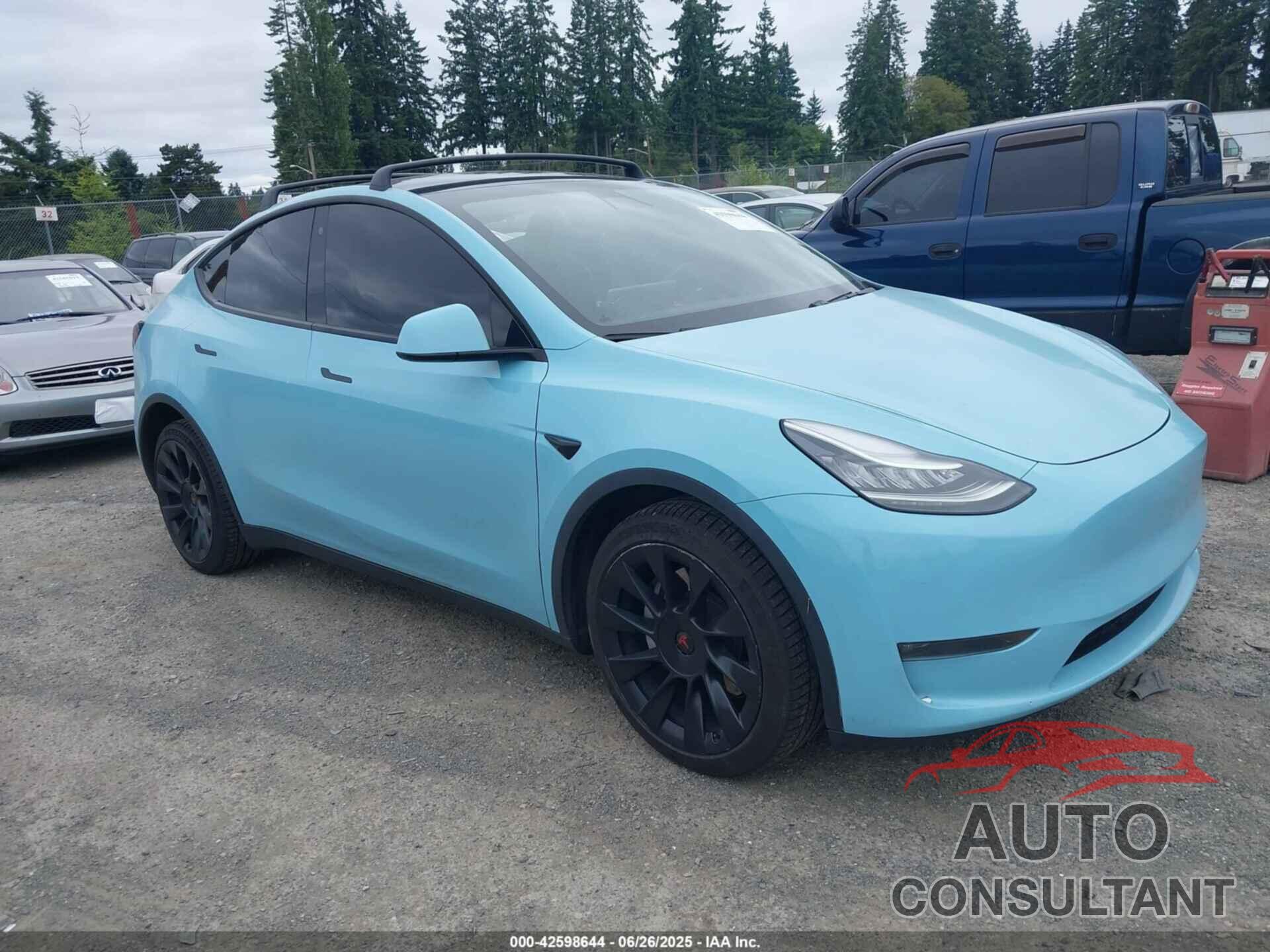 TESLA MODEL Y 2020 - 5YJYGDEE5LF011091