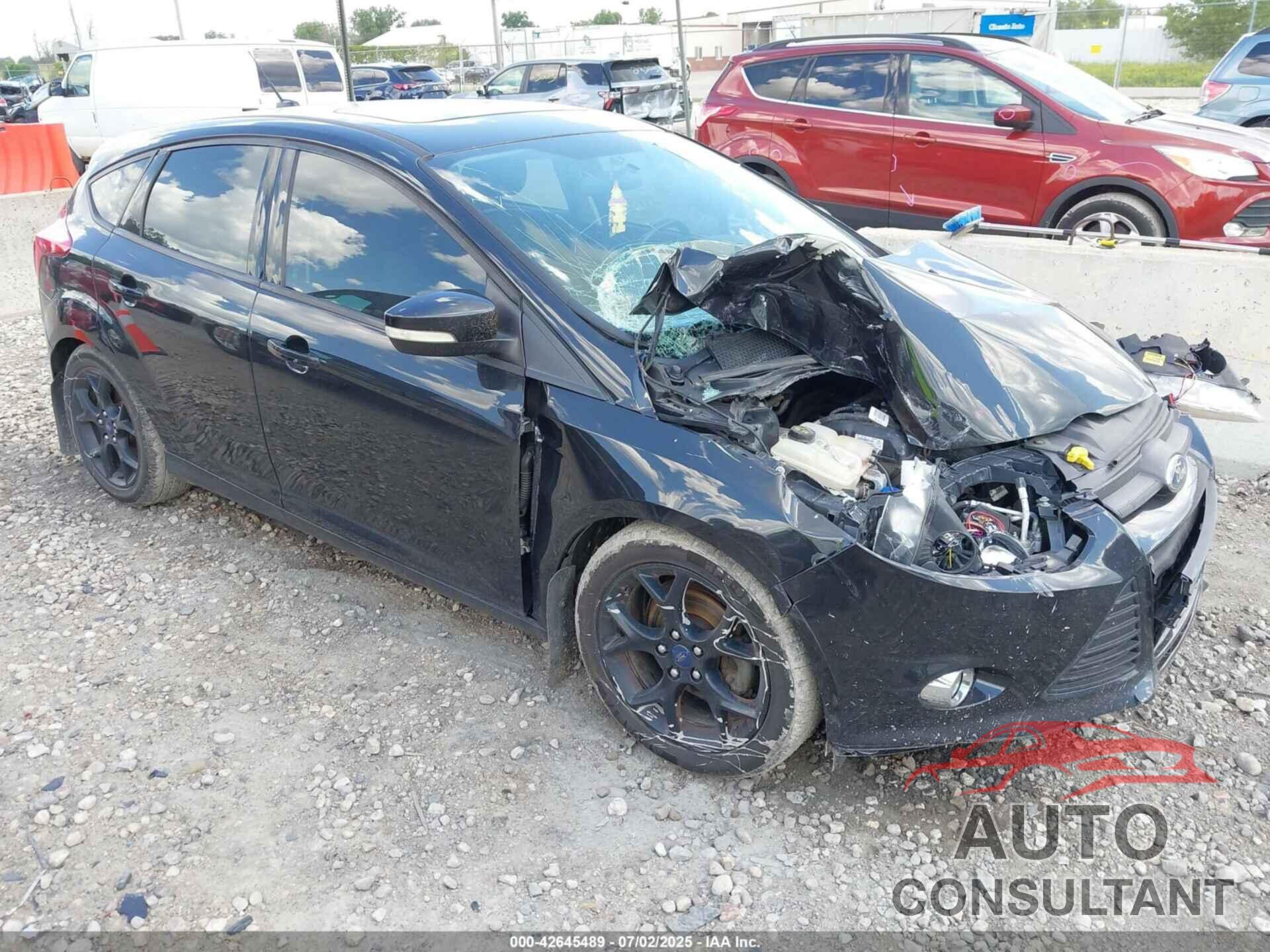 FORD FOCUS 2014 - 1FADP3K28EL209673