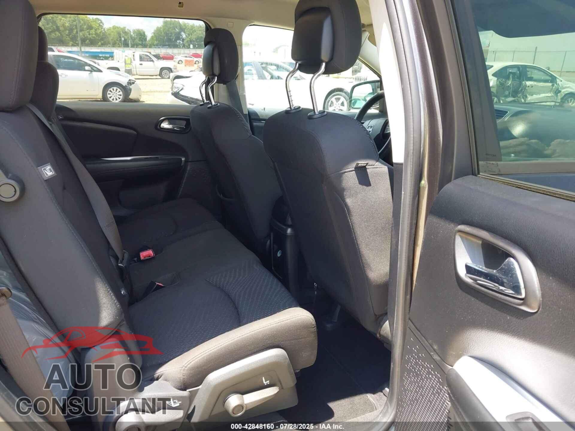 DODGE JOURNEY 2017 - 3C4PDCAB8HT522006
