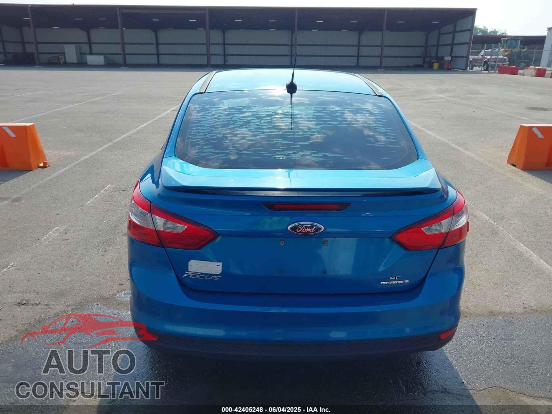 FORD FOCUS 2014 - 1FADP3F29EL411979