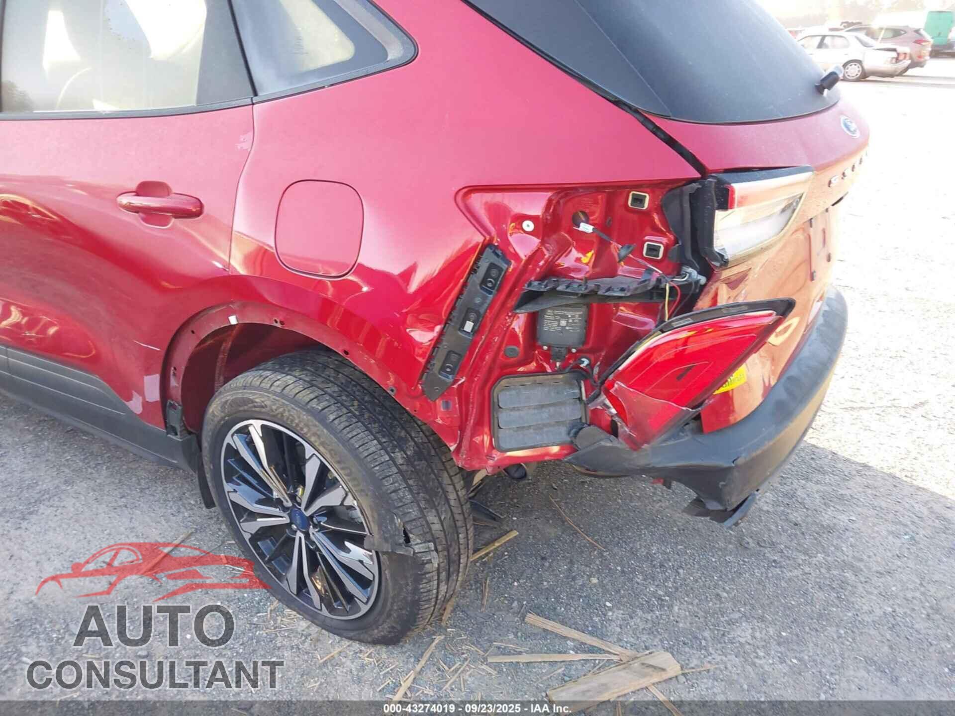 FORD ESCAPE 2021 - 1FMCU9BZ6MUB20249