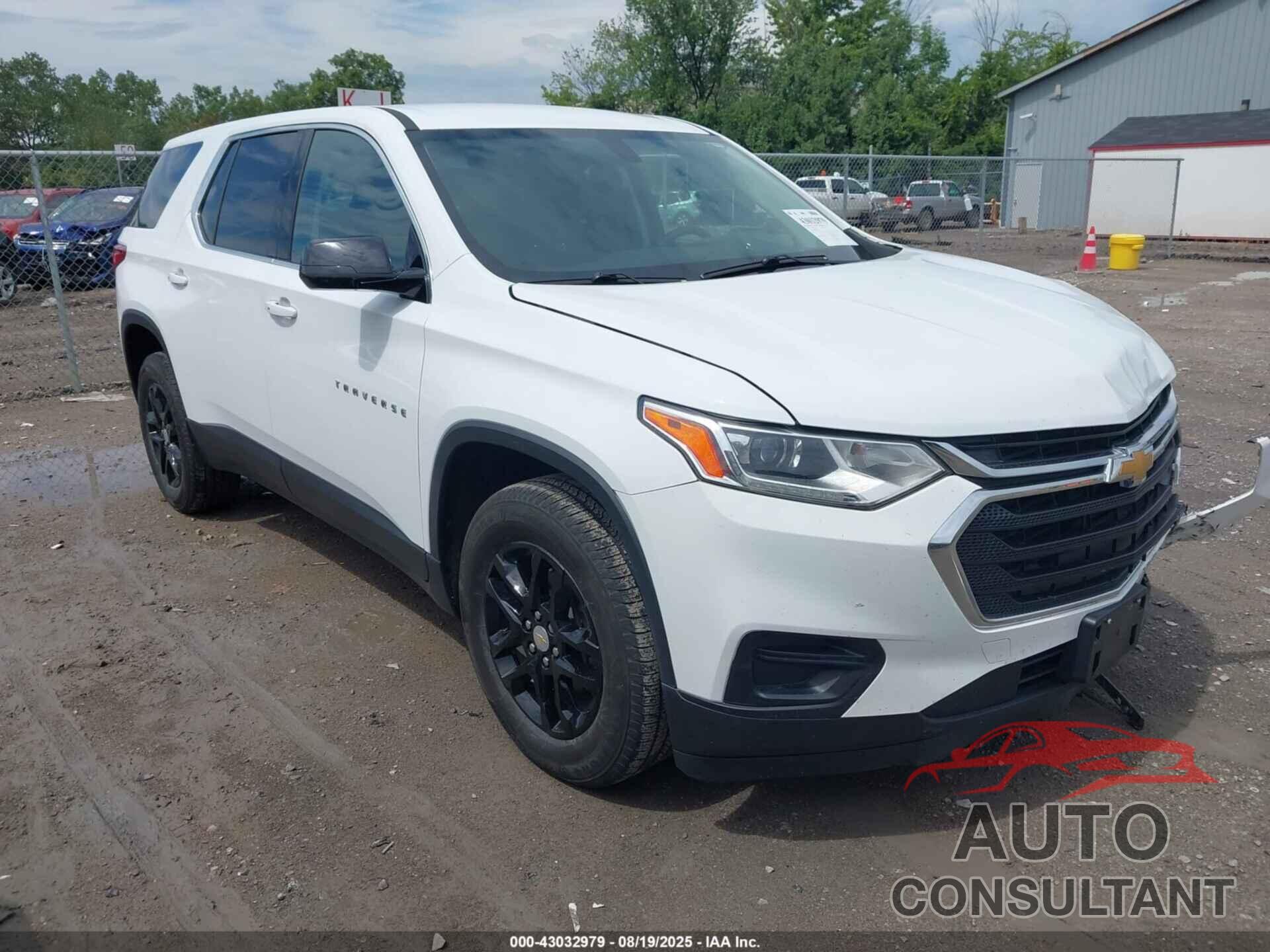 CHEVROLET TRAVERSE 2019 - 1GNERFKW3KJ301706
