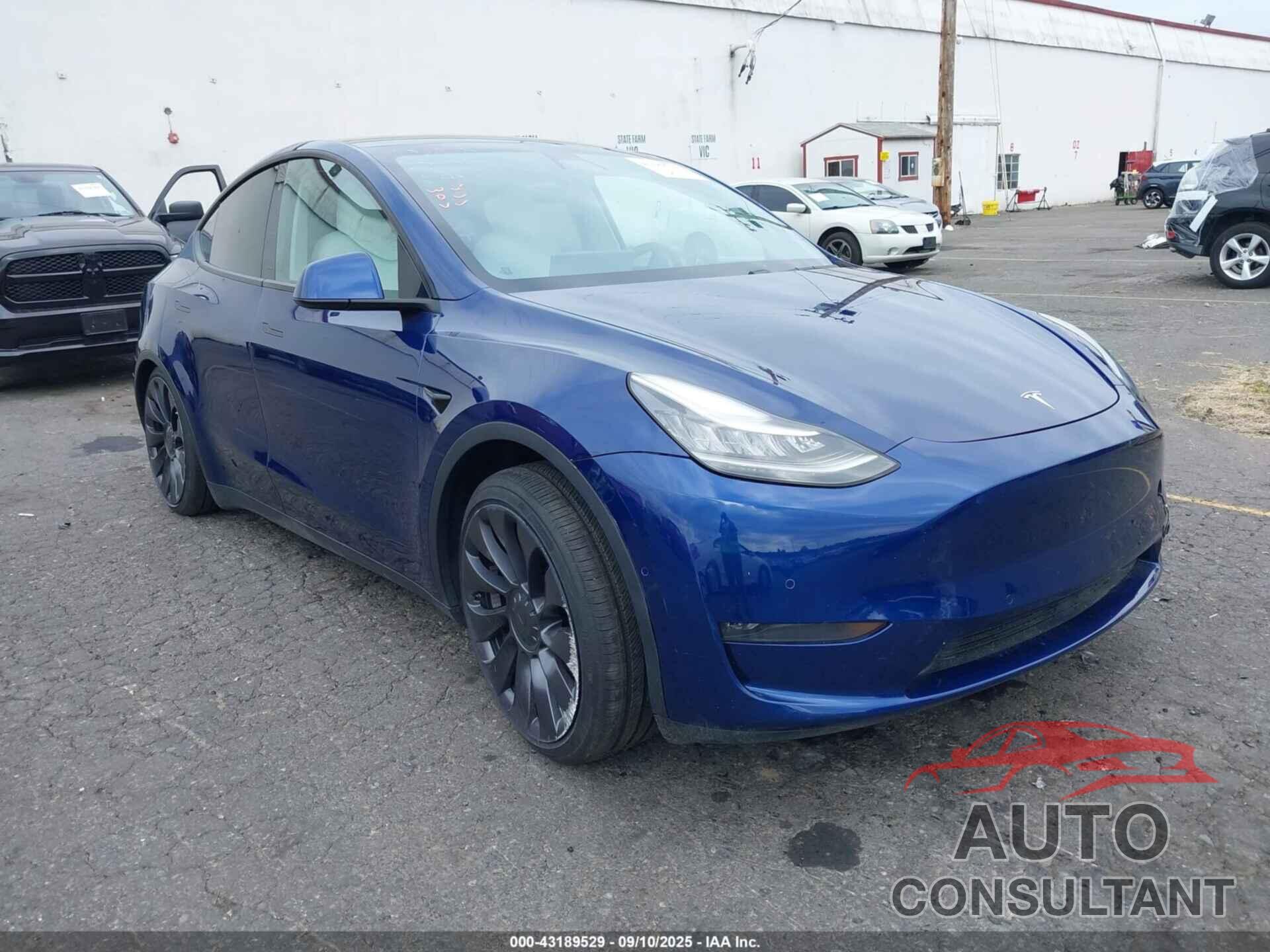 TESLA MODEL Y 2020 - 5YJYGDEF6LF057036