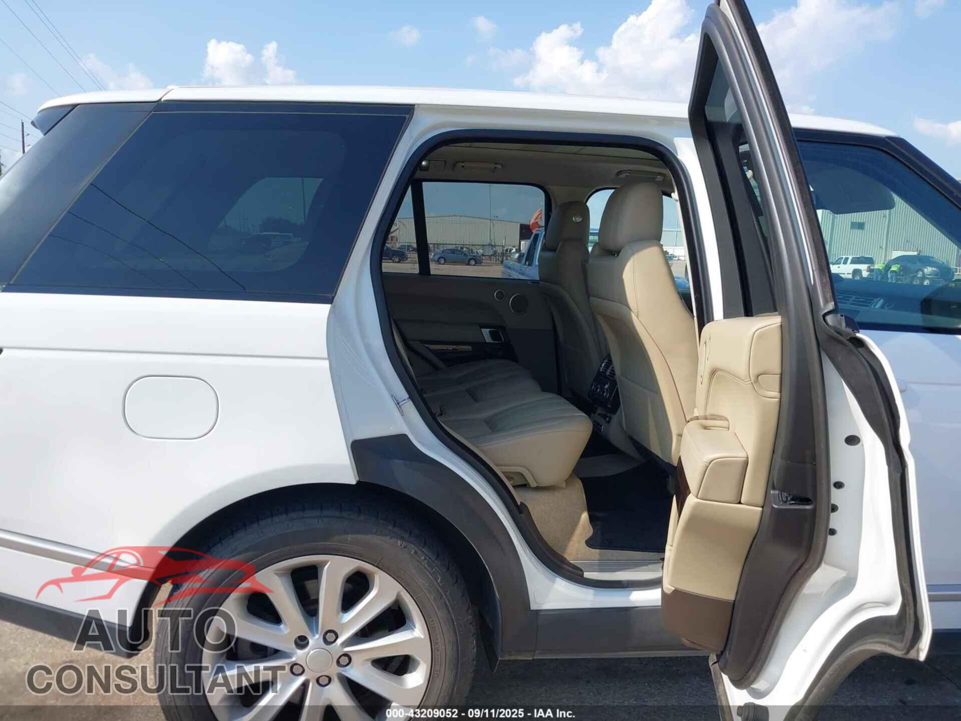 LAND ROVER RANGE ROVER 2015 - SALGS2VF5FA222708
