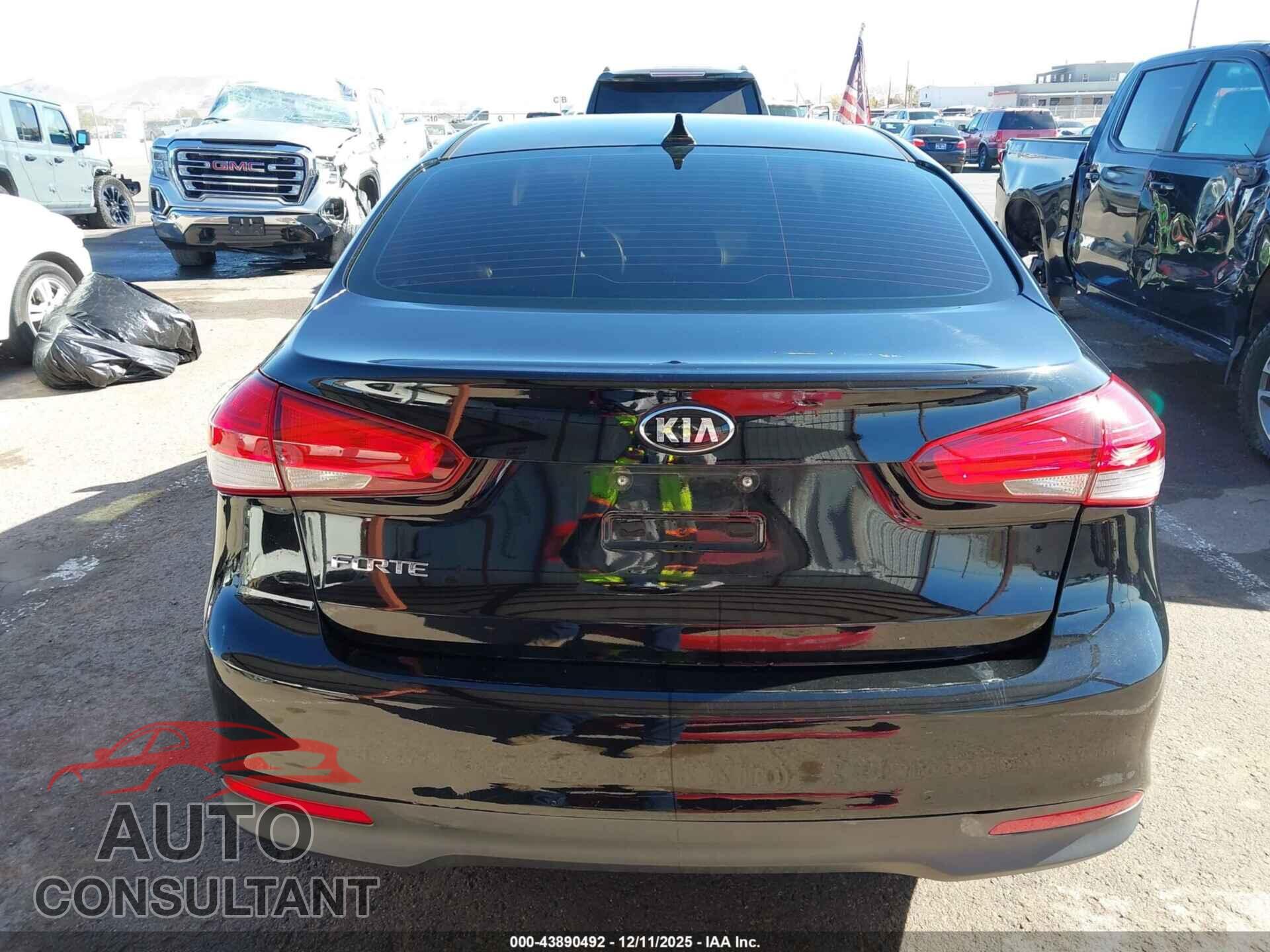 KIA FORTE 2017 - 3KPFK4A75HE046885