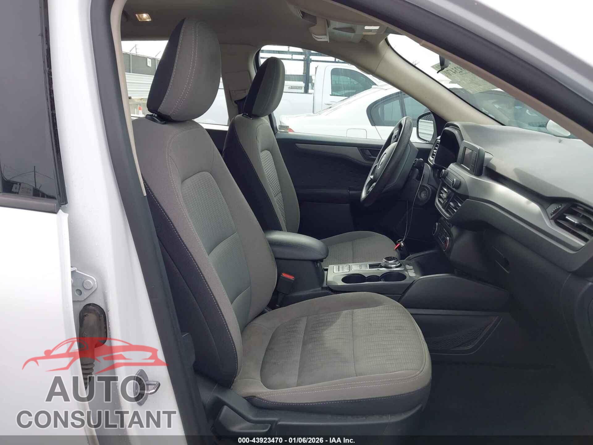 FORD ESCAPE 2020 - 1FMCU0F66LUA57745
