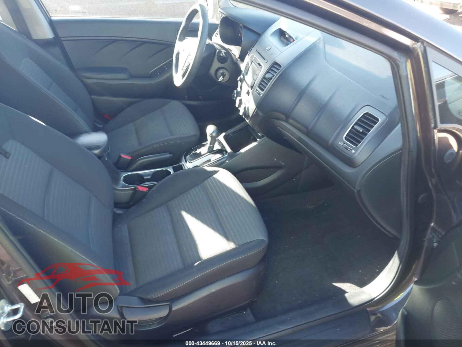 KIA FORTE 2017 - 3KPFL4A72HE016465