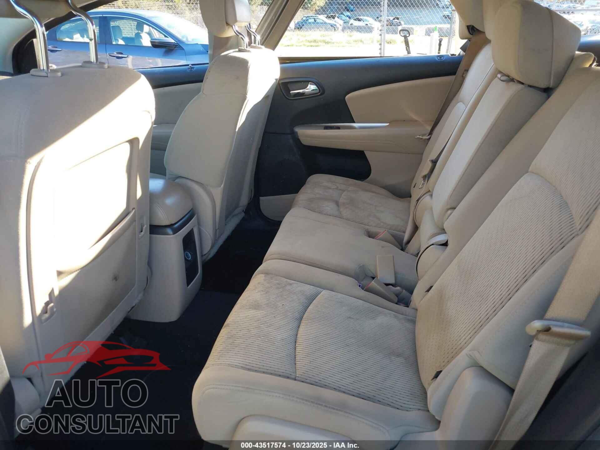 DODGE JOURNEY 2017 - 3C4PDCBG2HT576217
