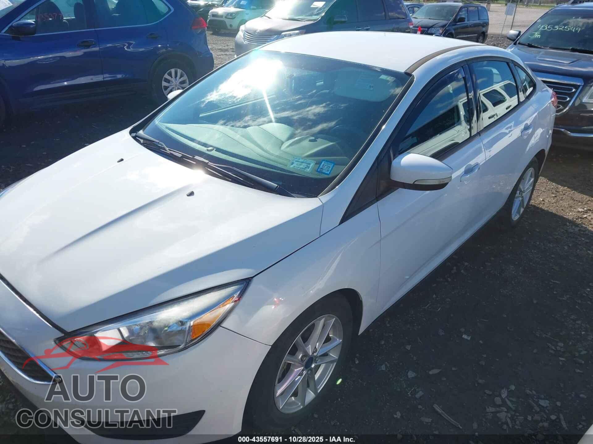 FORD FOCUS 2015 - 1FADP3F23FL362649