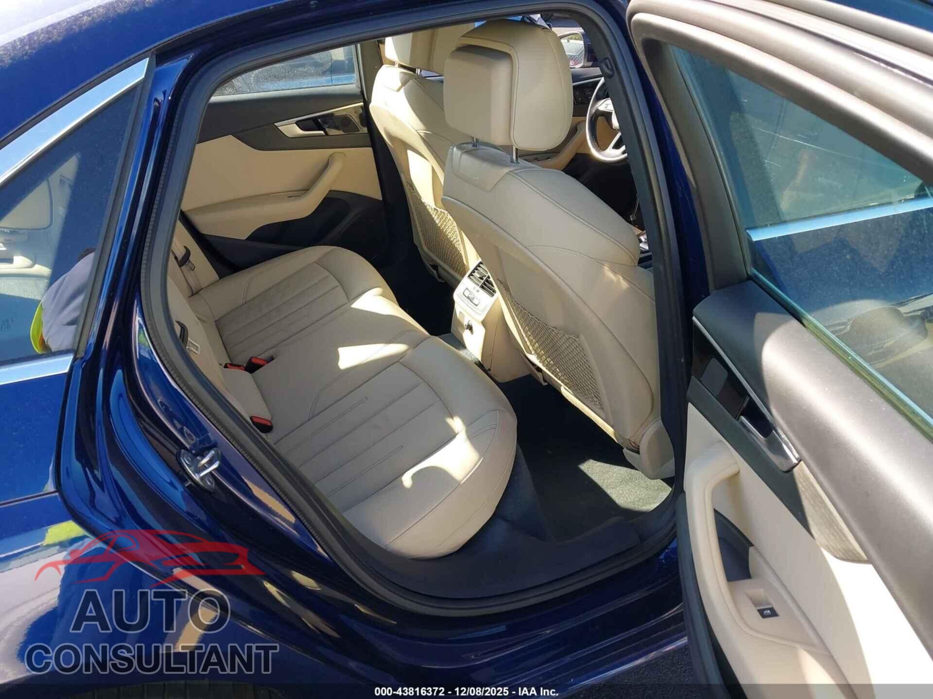 AUDI A4 2021 - WAUDAAF43MA029021