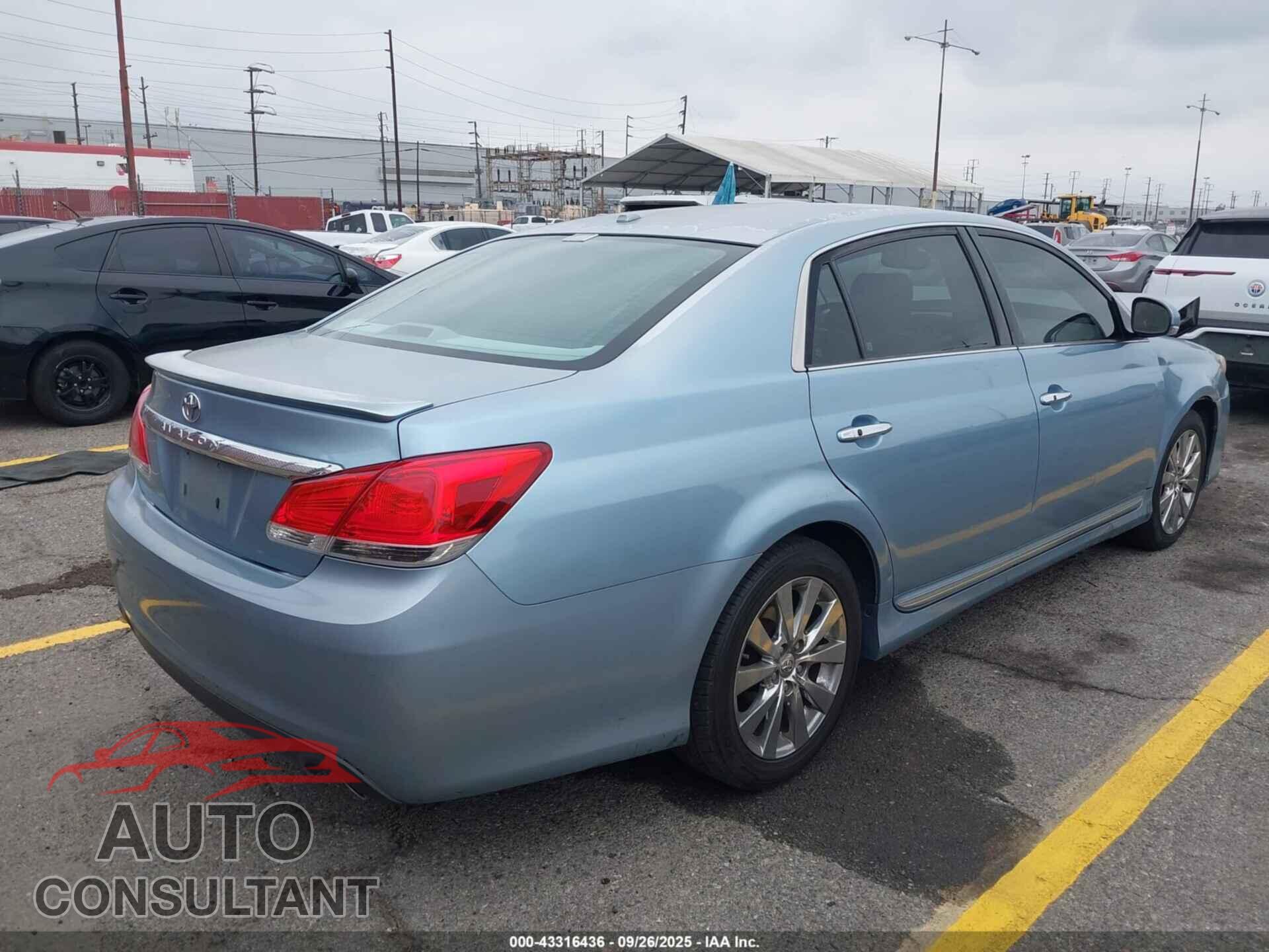 TOYOTA AVALON 2011 - 4T1BK3DB1BU432944