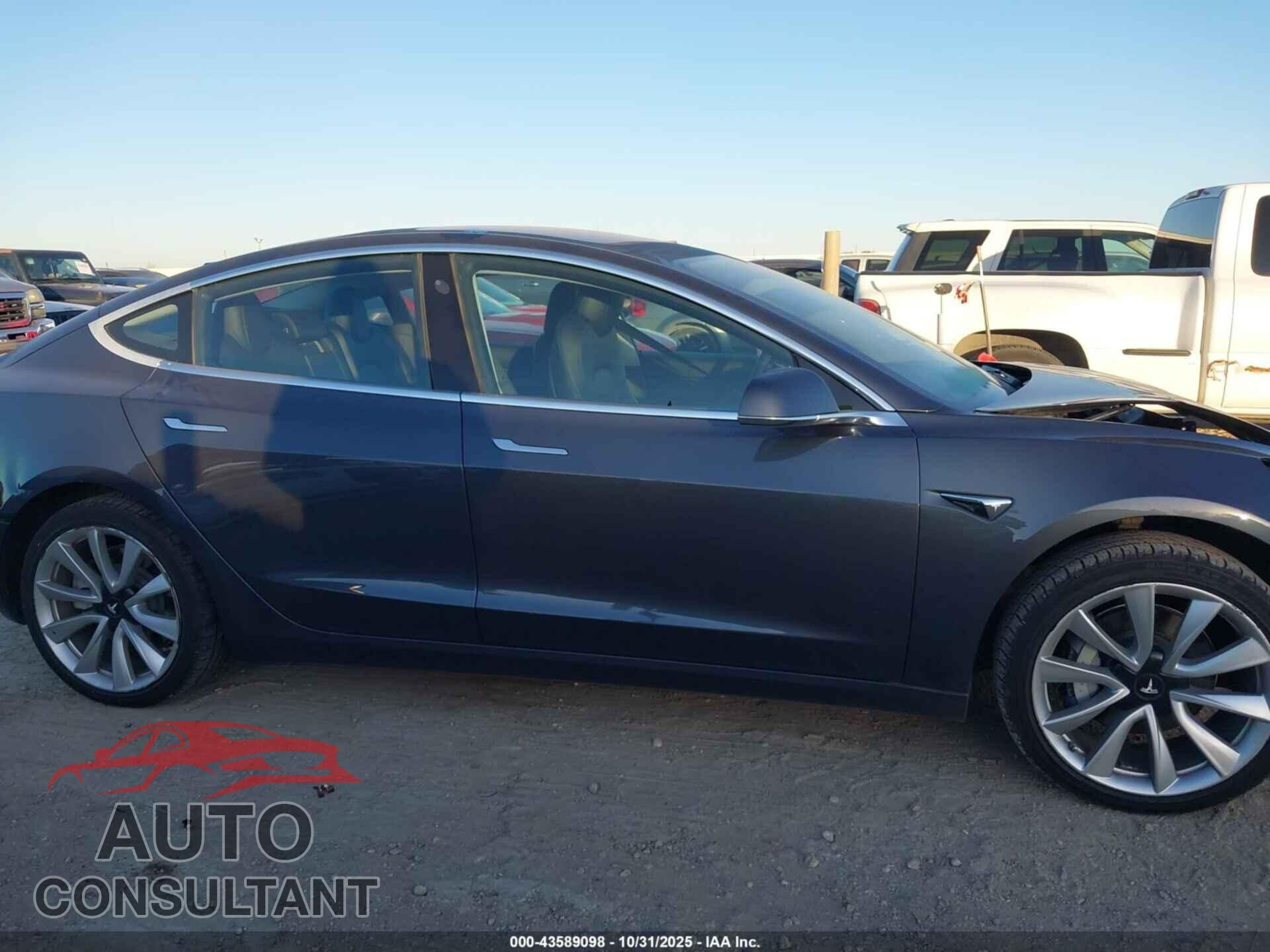 TESLA MODEL 3 2018 - 5YJ3E1EA1JF154869