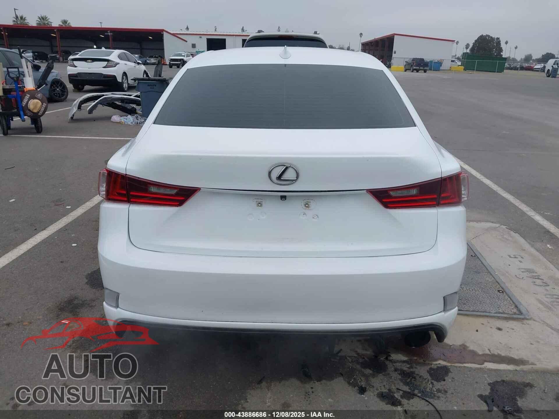 LEXUS IS 250 2015 - JTHCF1D24F5021814